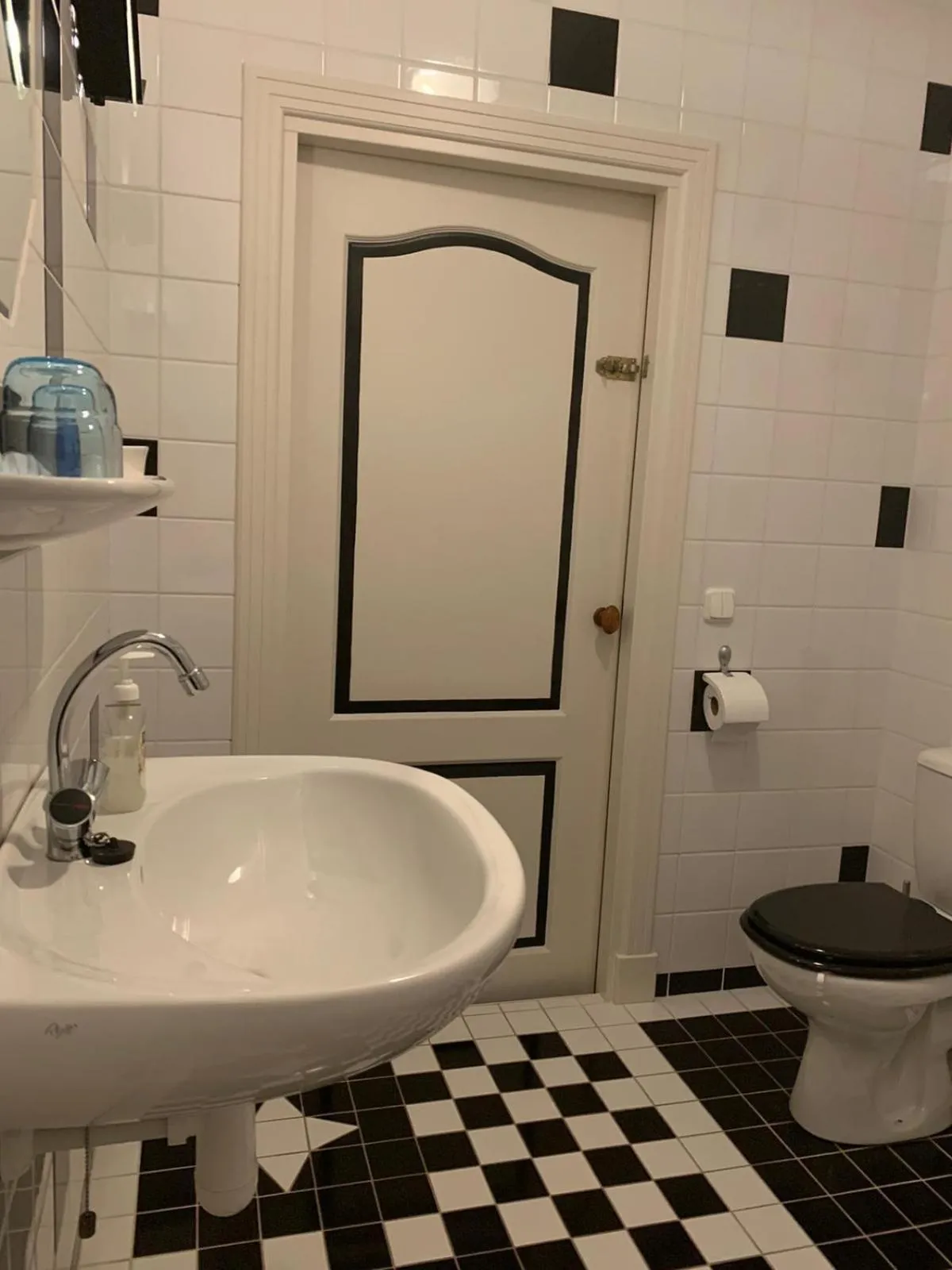 Bathroom in B&B De Kaagse Koe