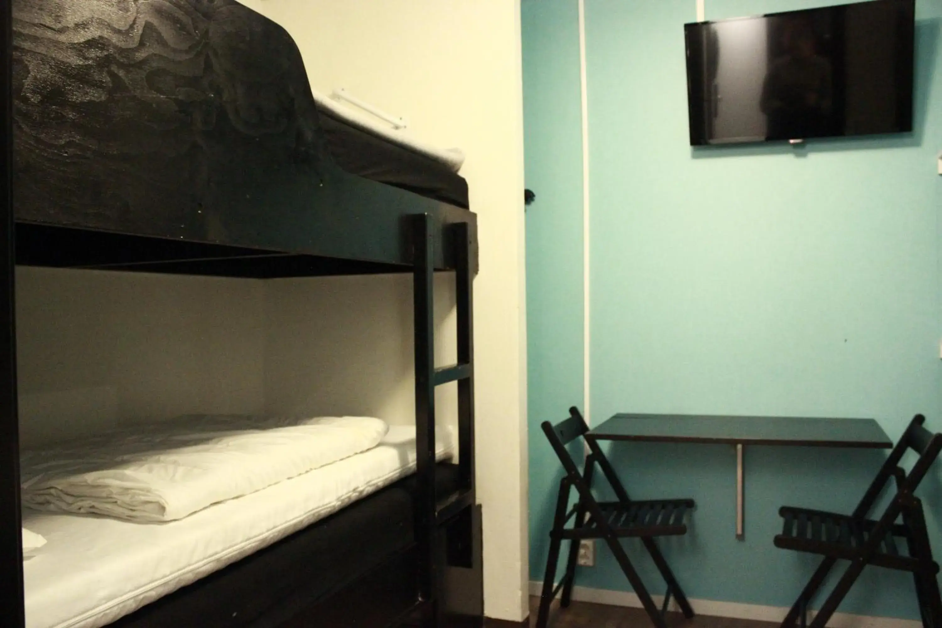 Double or Twin Room with Shared Bathroom in Vandrarhem Uppsala Centralstation Double or Twin Room with Shared Bathroom in Vandrarhem Uppsala Centralstation