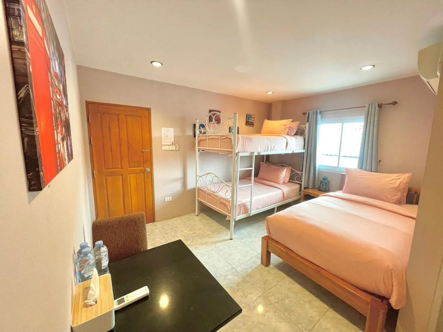 bunk bed, Bed in Richmond Guesthouse Haad Rin