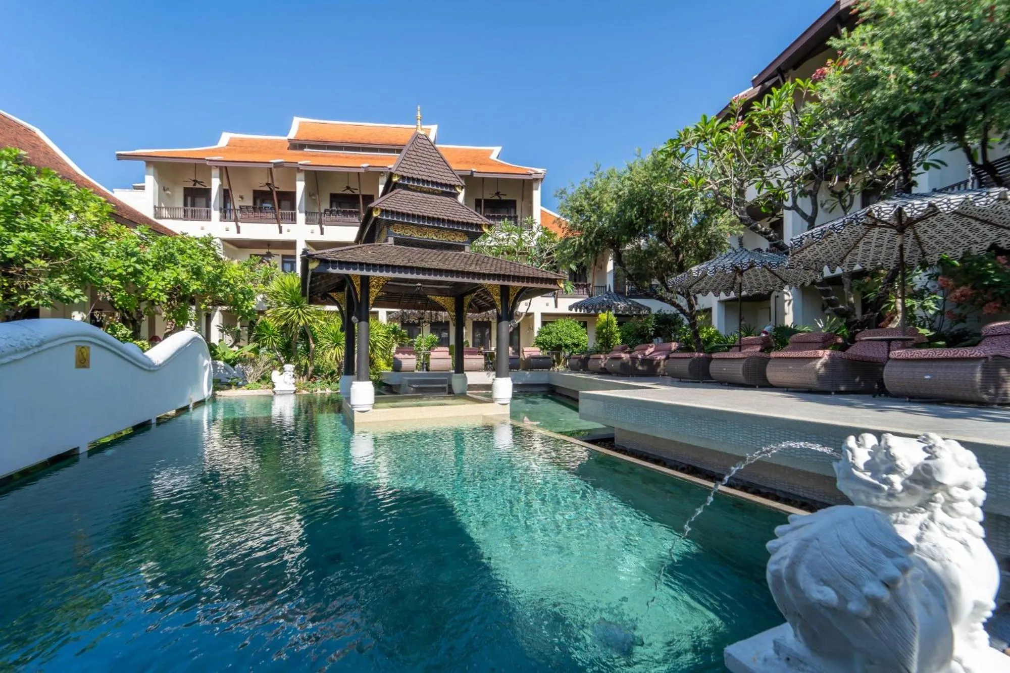 Swimming pool in Puripunn Hideaway