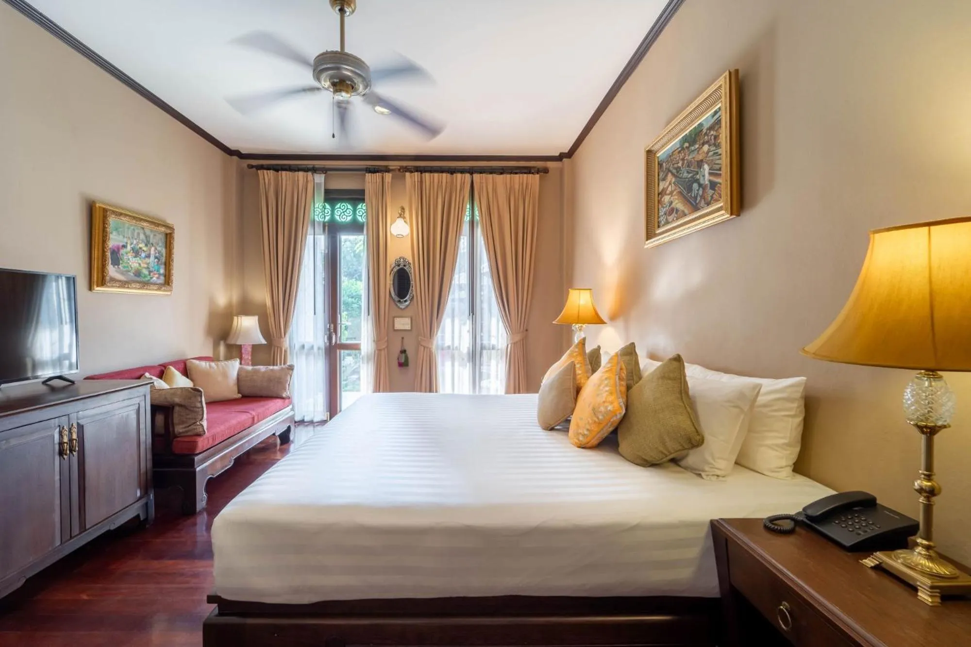 Bed in Puripunn Hideaway