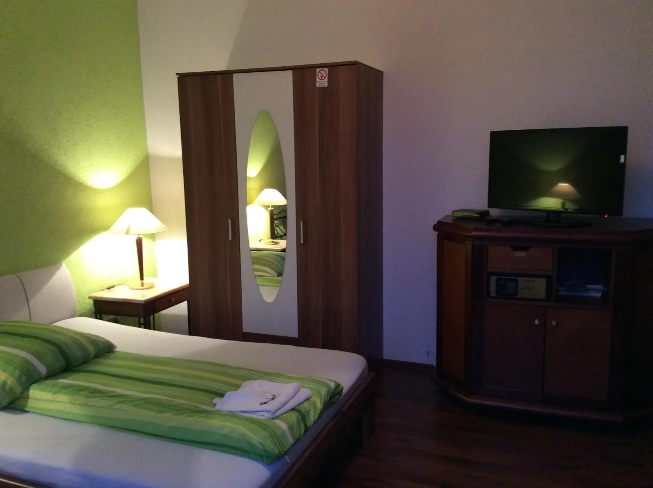 Single Room - single occupancy in Hotel Feiertag Single Room - single occupancy in Hotel Feiertag