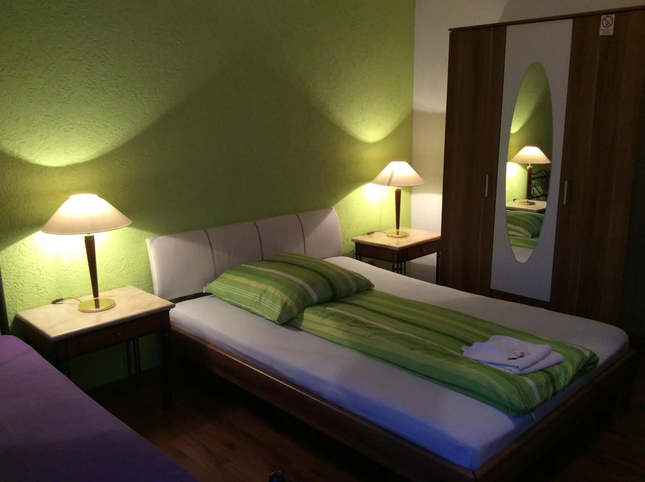 Bedroom, Bed in Hotel Feiertag