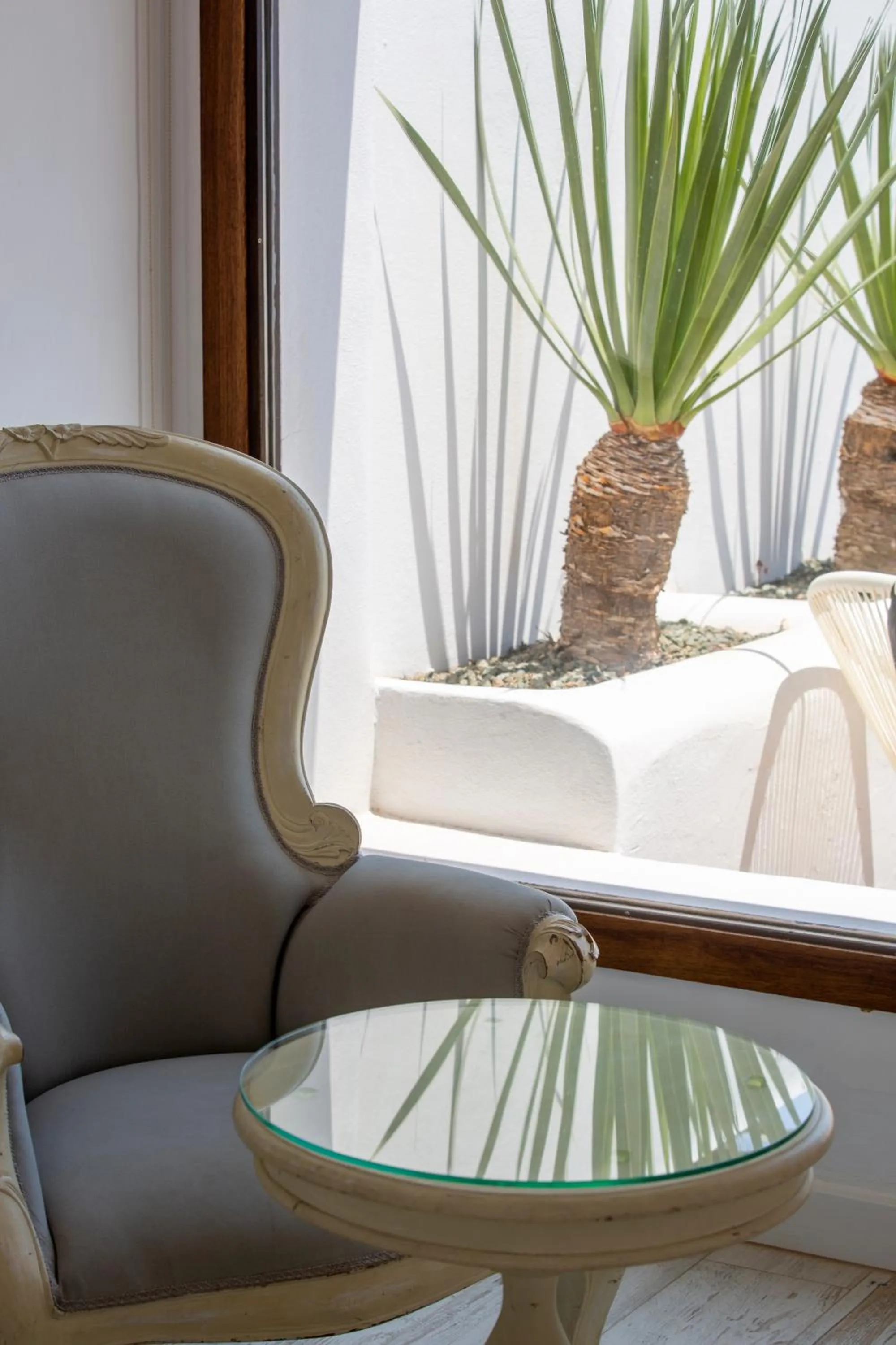 La Almendra y El Gitano