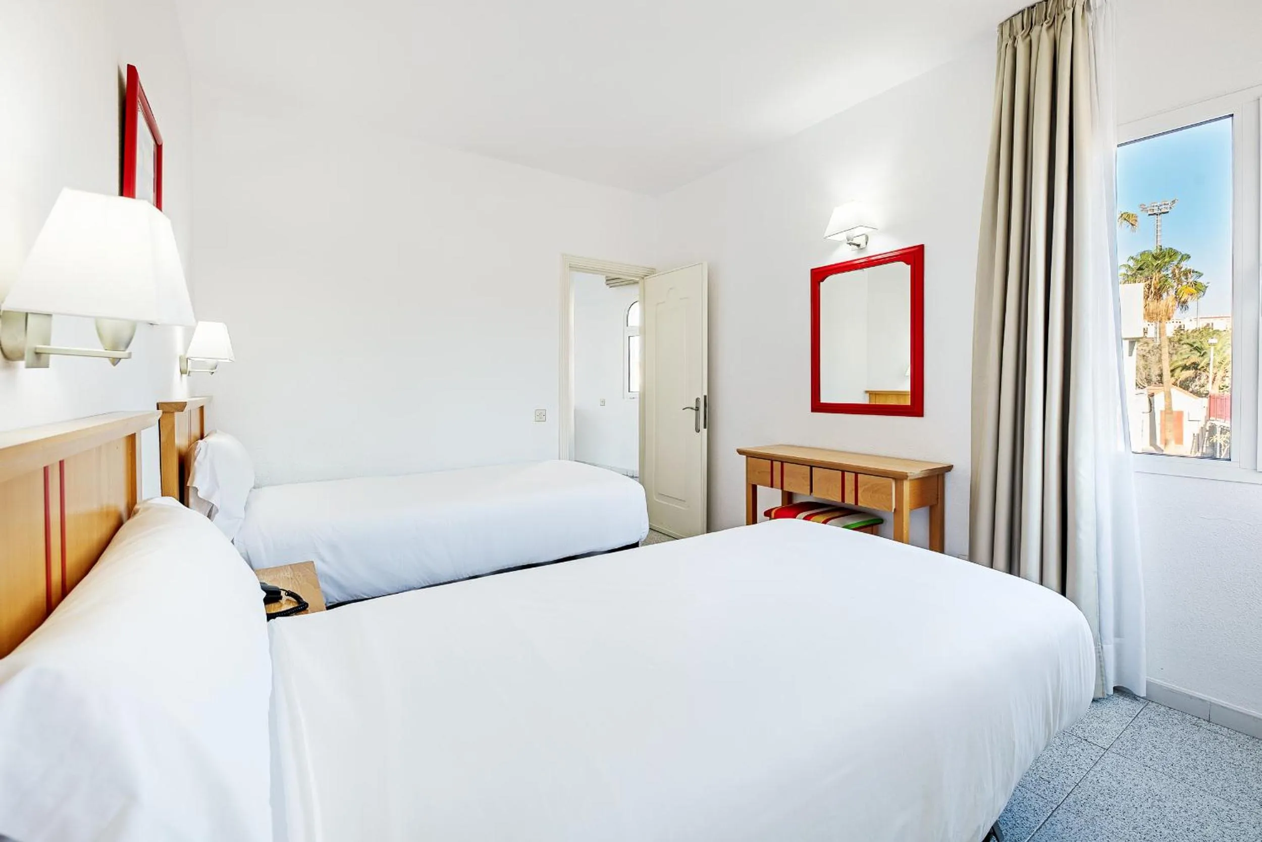 Bedroom, Bed in Apartamentos LIVVO Koala Garden