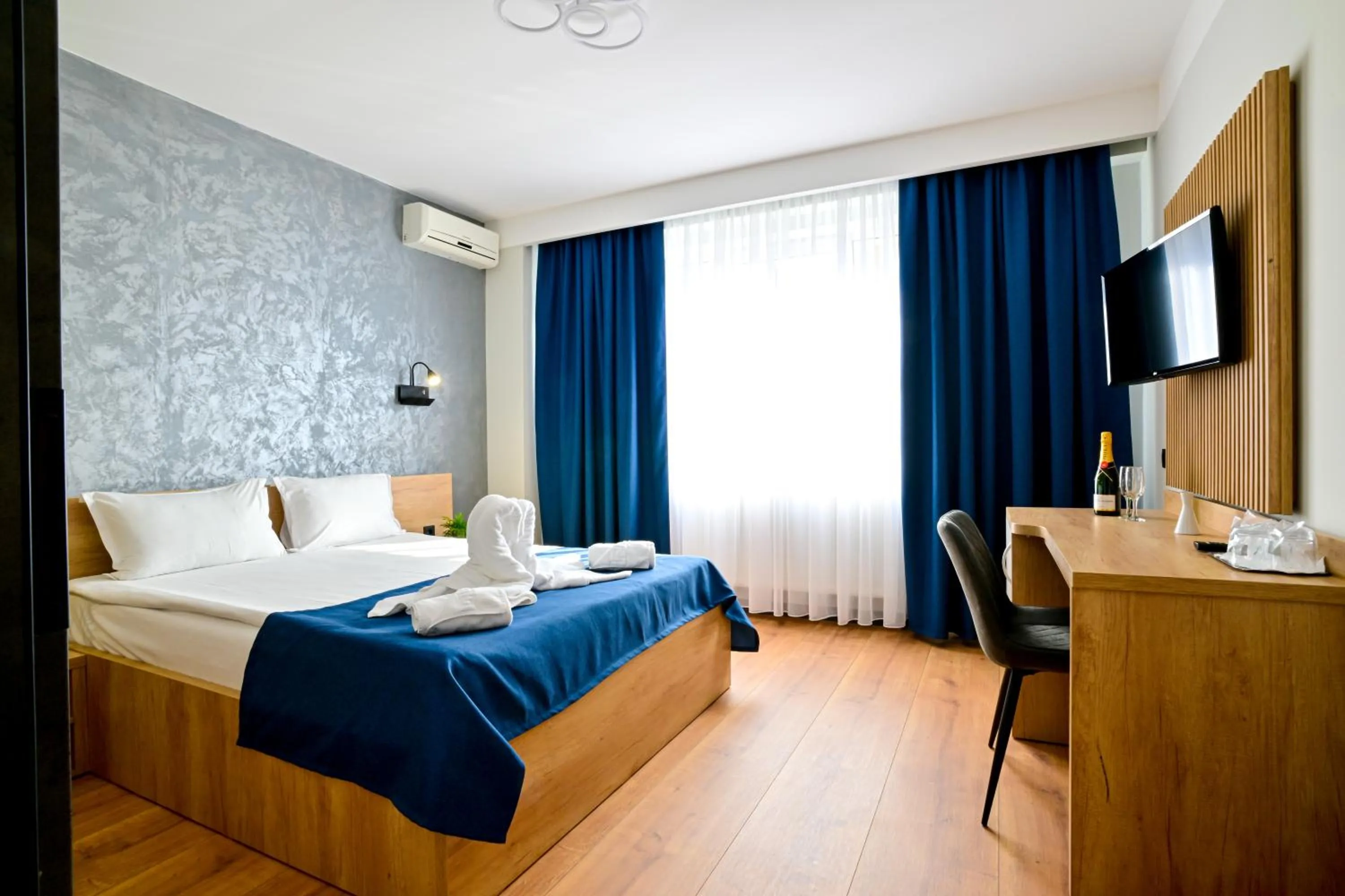 Bed in Hotel Class Hermannstadt