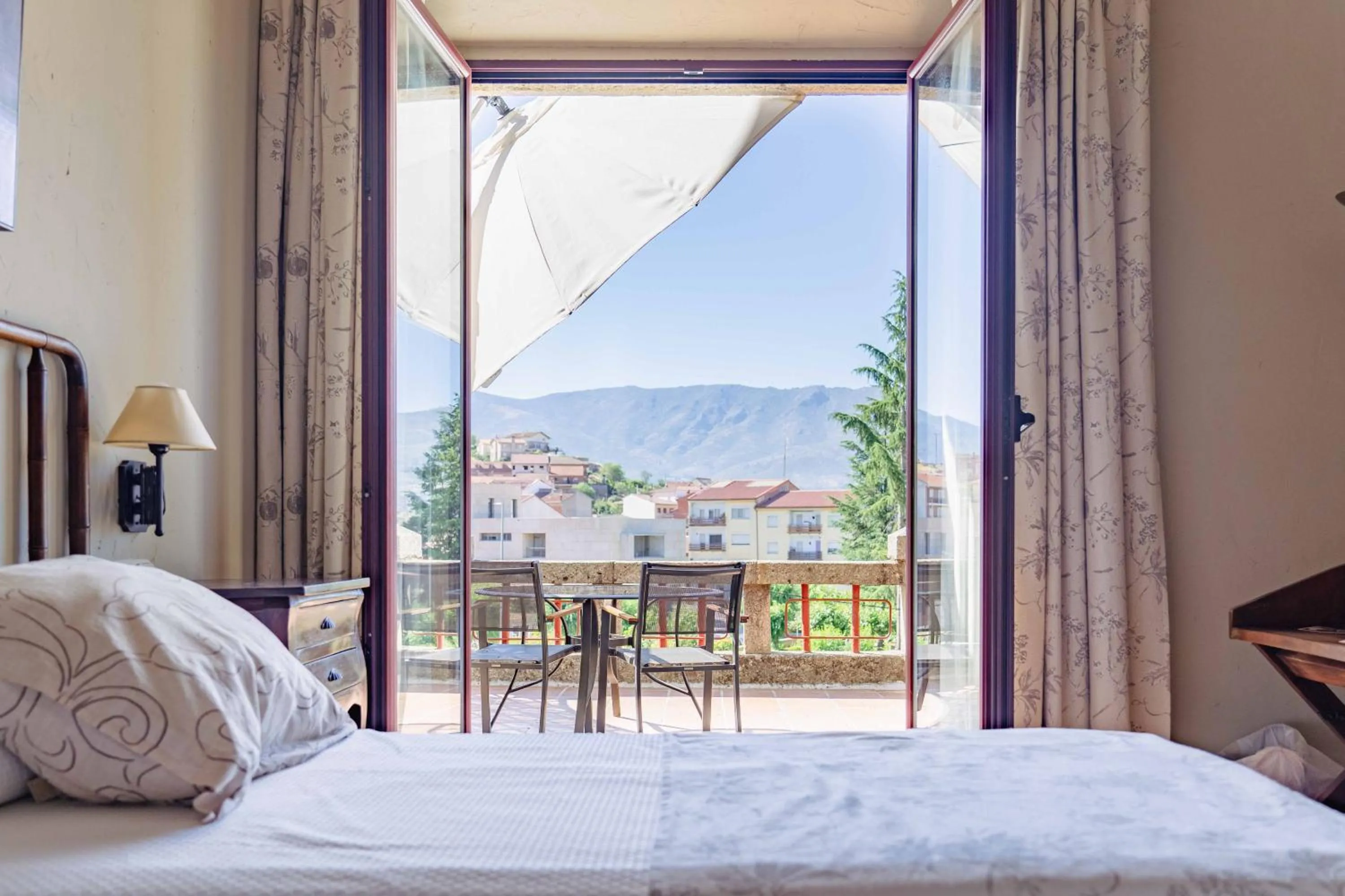 Bed in Posada Real Restaurante El Linar Del Zaire