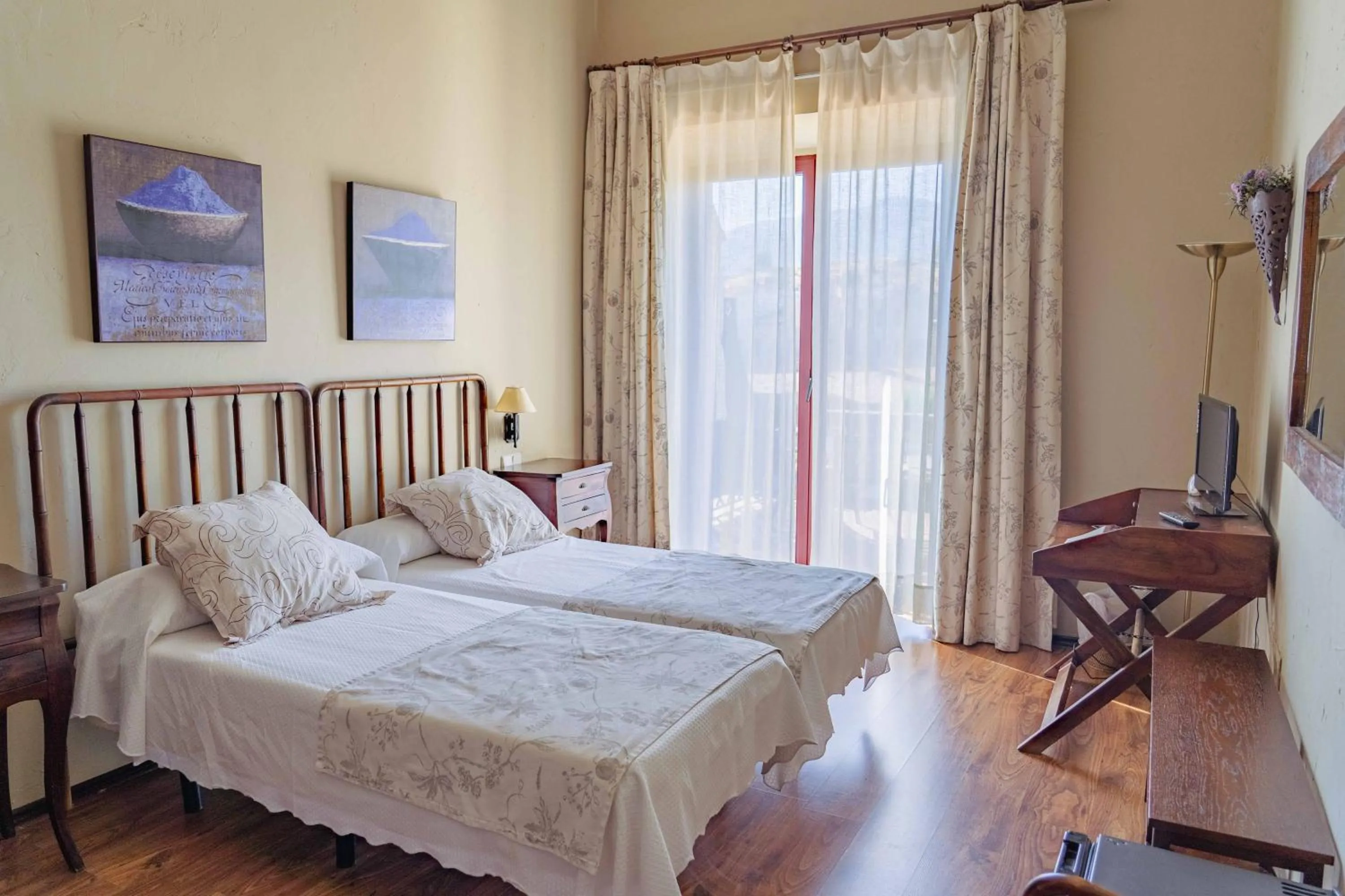 Bed in Posada Real Restaurante El Linar Del Zaire