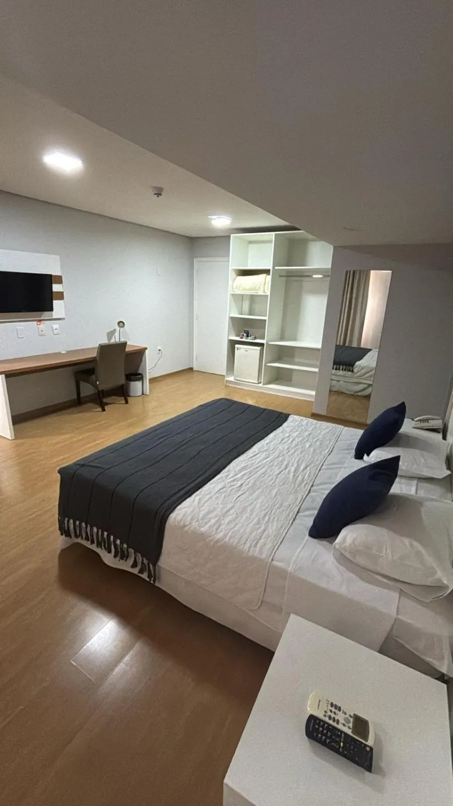 Bed in Embaixador Hotel & Centro de Eventos by Fast10