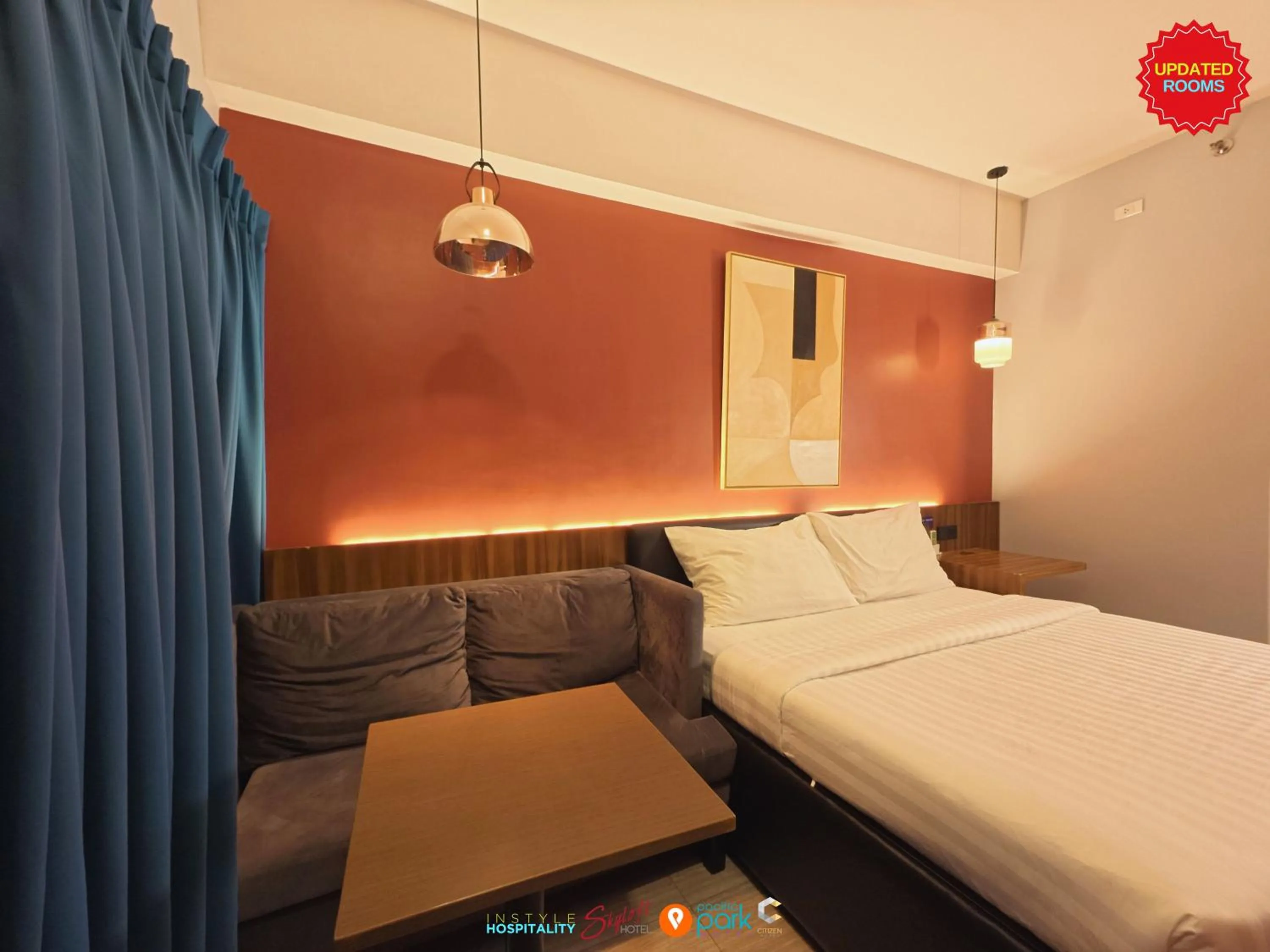 Bedroom, Bed in Skyloft Hotel