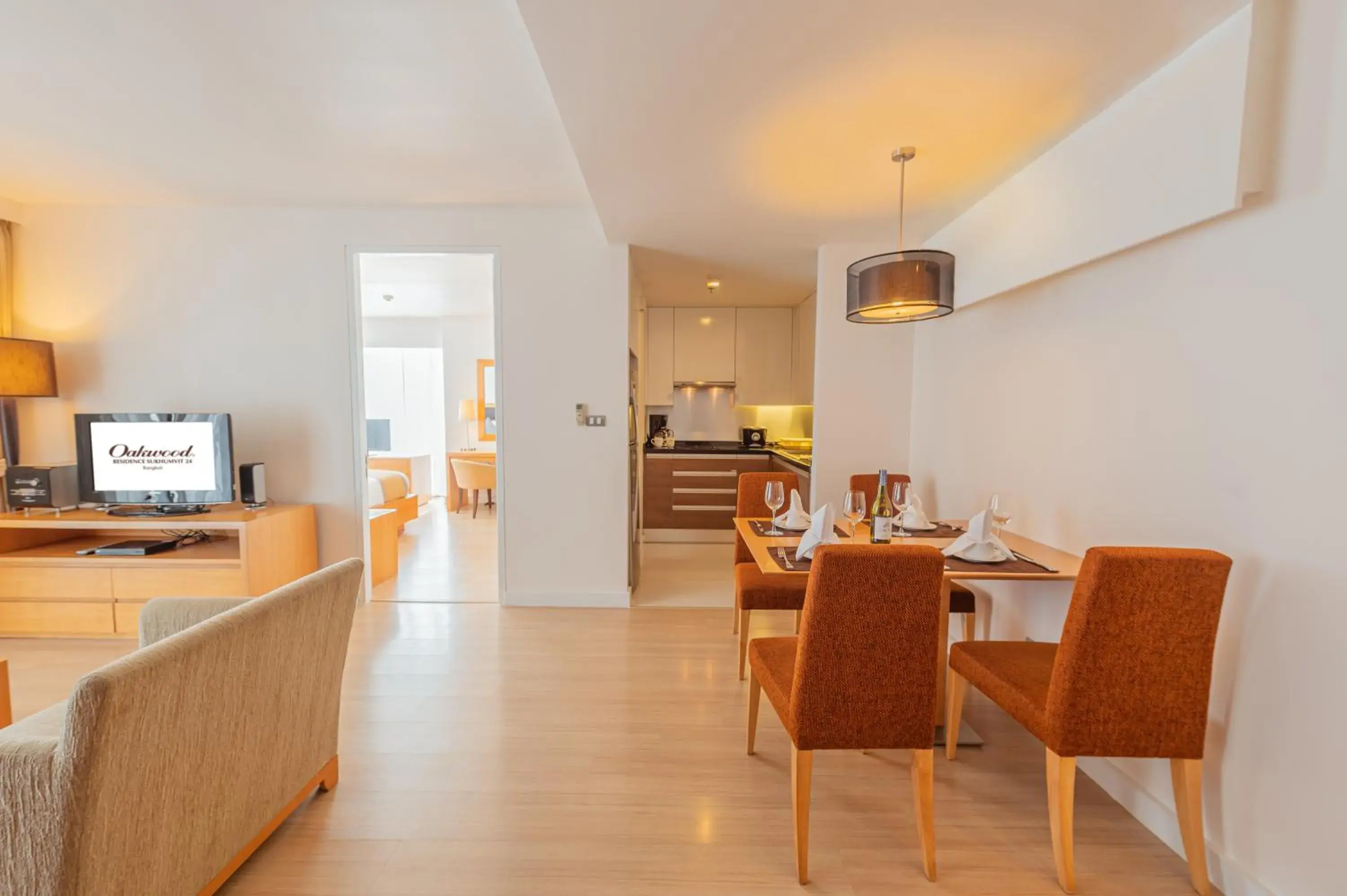 One-Bedroom Suite in Oakwood Residence Sukhumvit 24 Bangkok One-Bedroom Suite in Oakwood Residence Sukhumvit 24 Bangkok