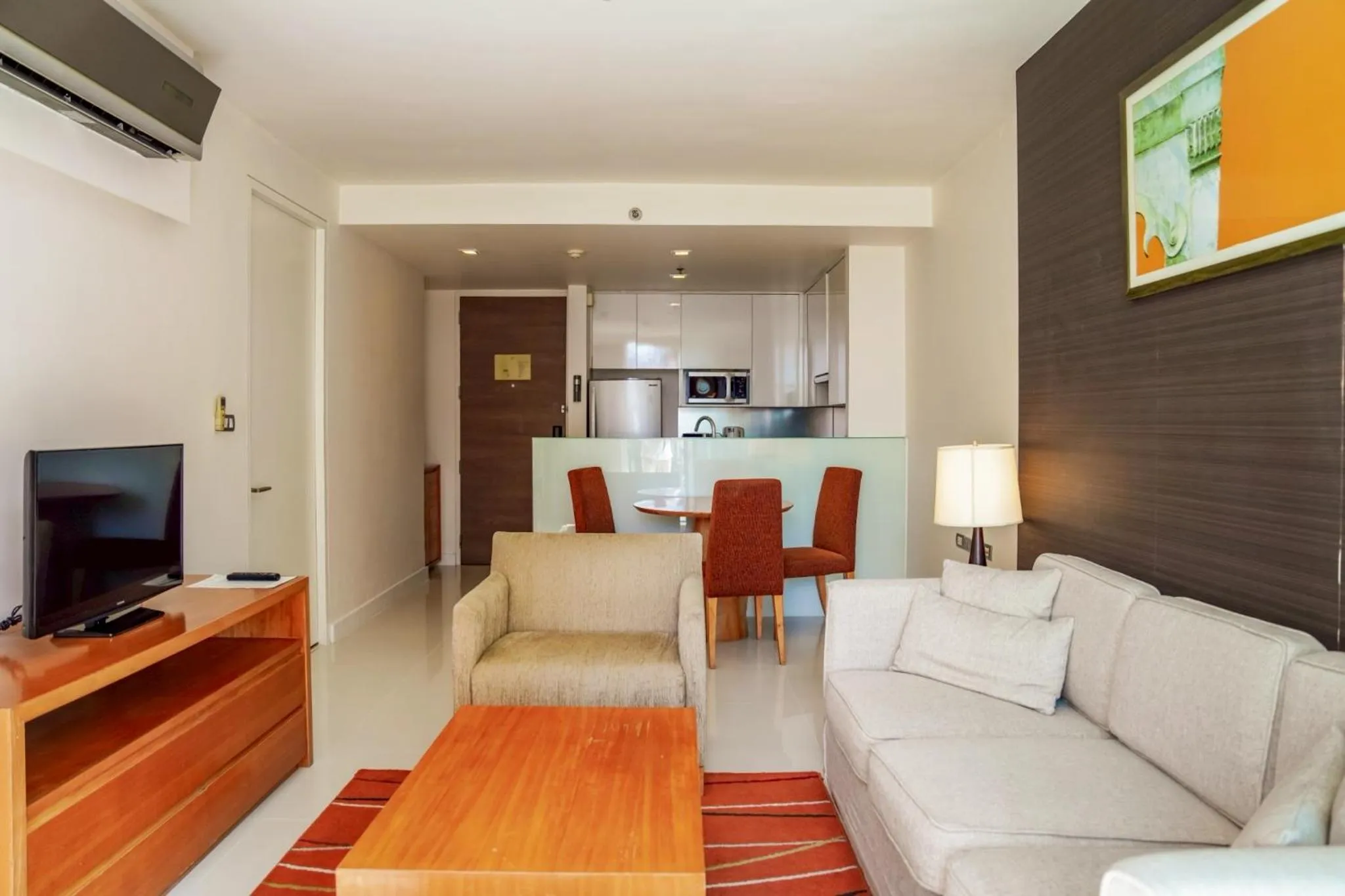 Oakwood Residence Sukhumvit 24 Bangkok