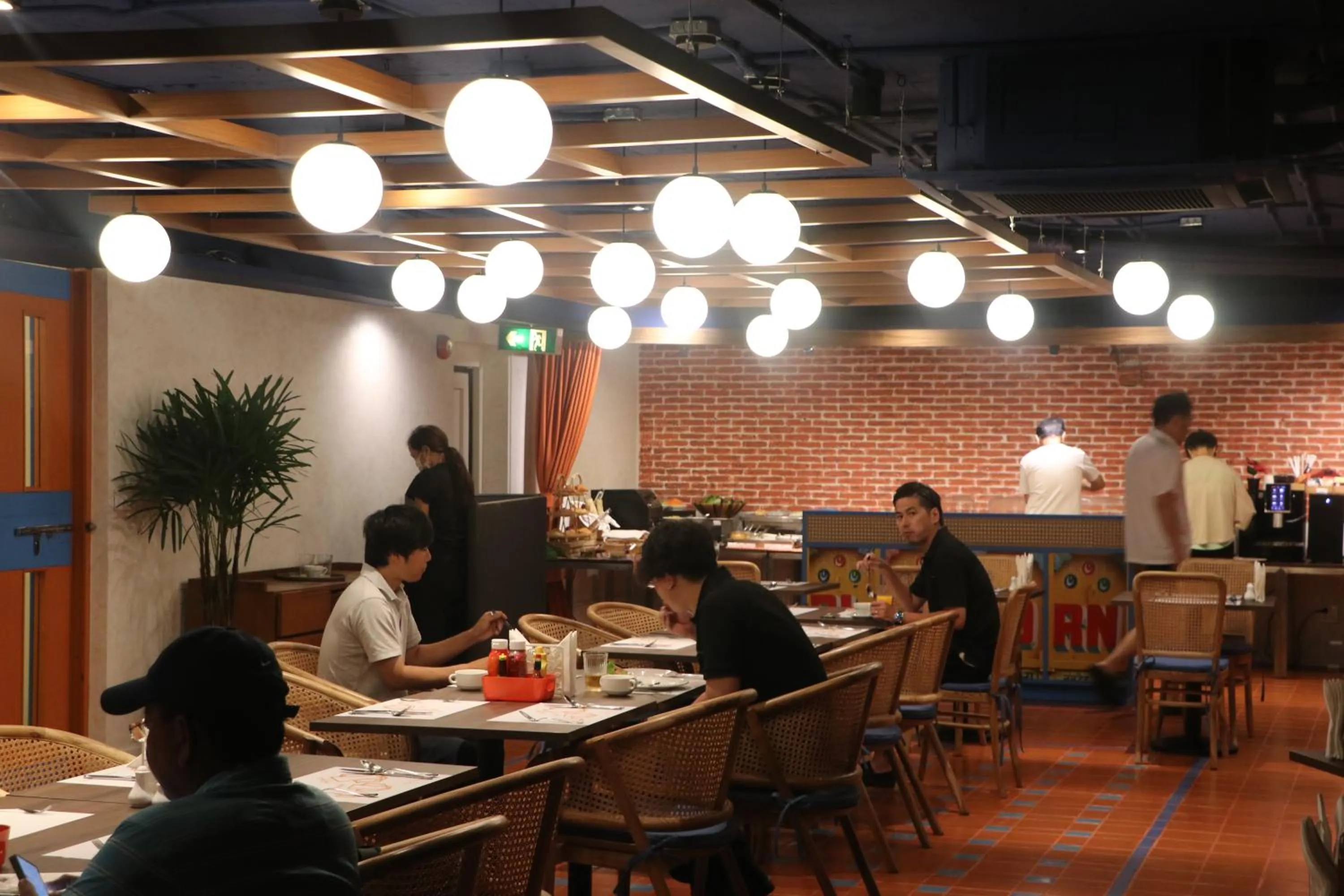 Oakwood Residence Sukhumvit 24 Bangkok