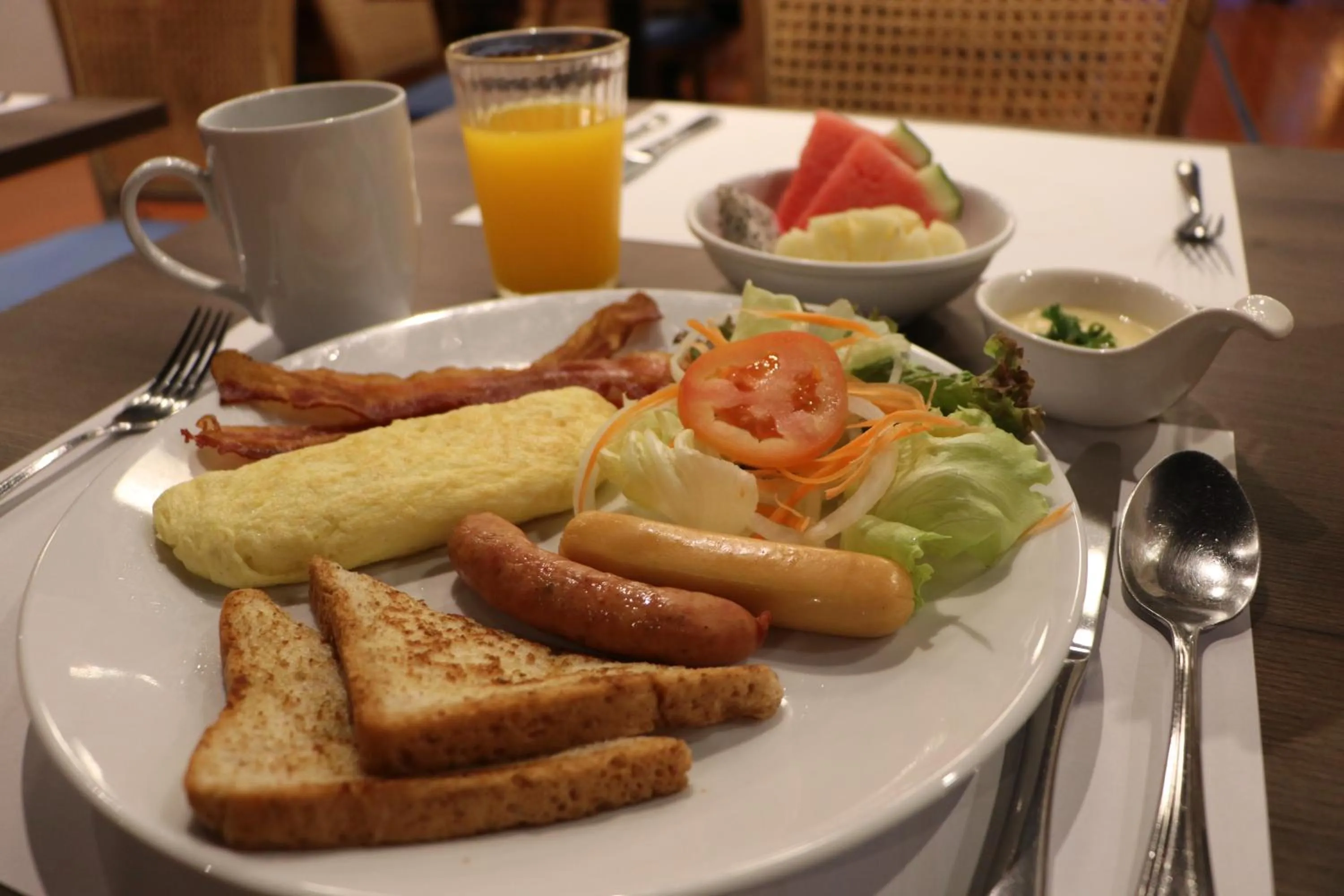 Oakwood Residence Sukhumvit 24 Bangkok