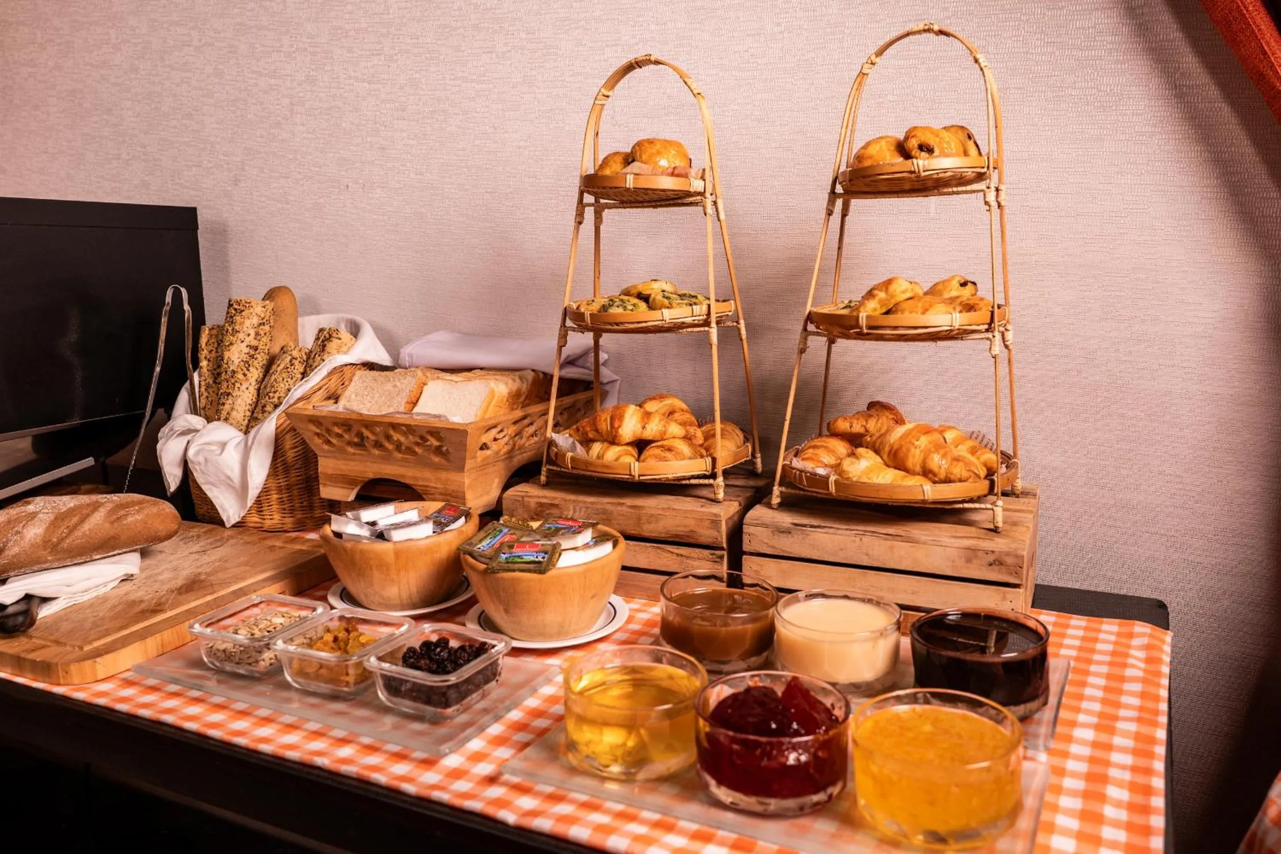 Oakwood Residence Sukhumvit 24 Bangkok