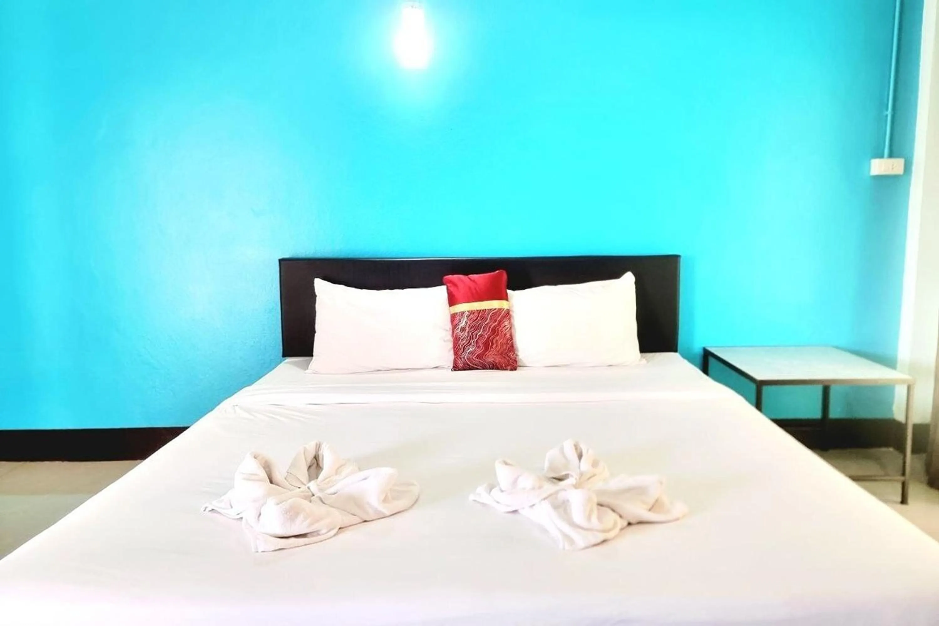 Bed in Chat House Chiang Rai