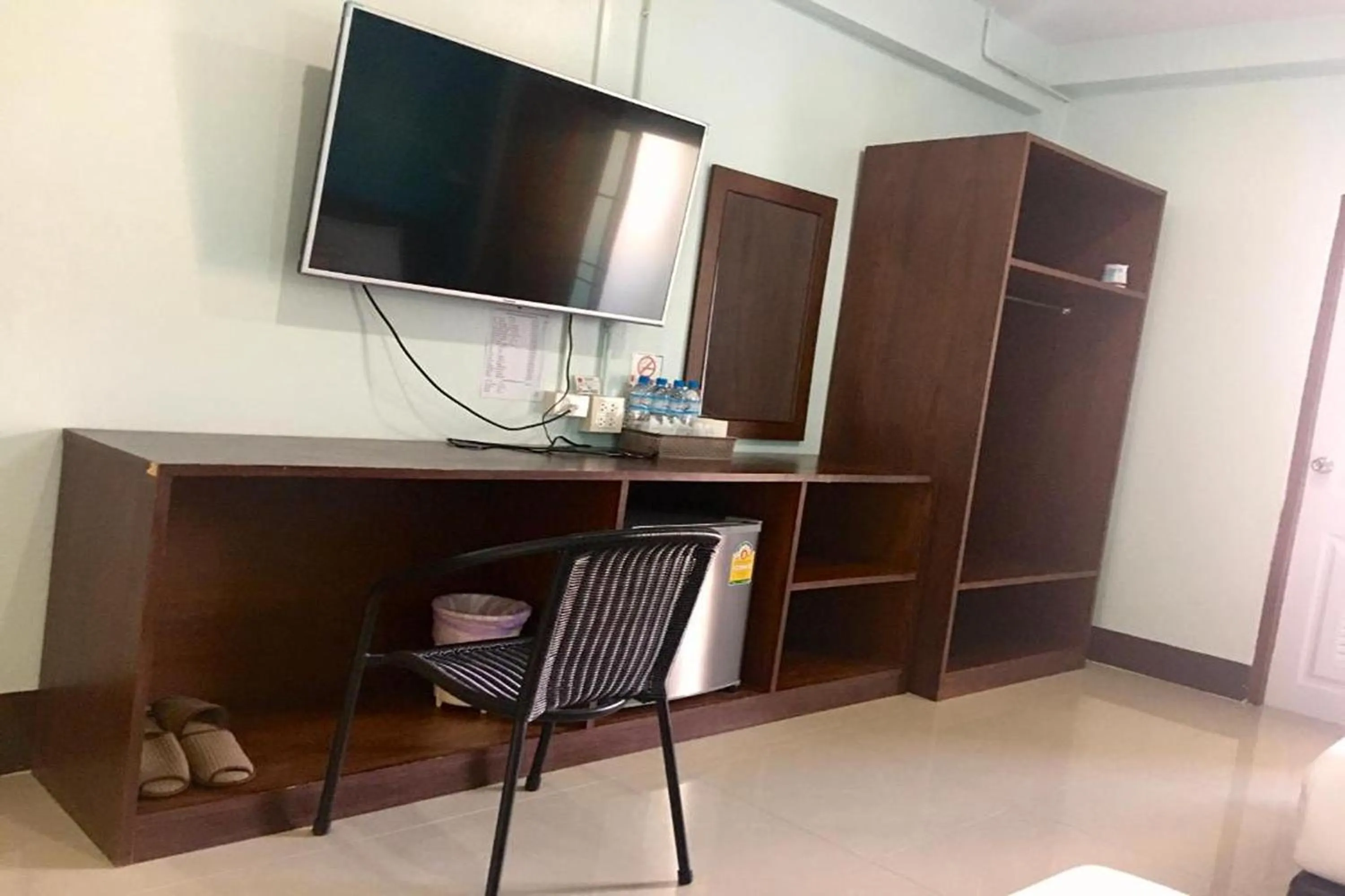 TV and multimedia in Chat House Chiang Rai