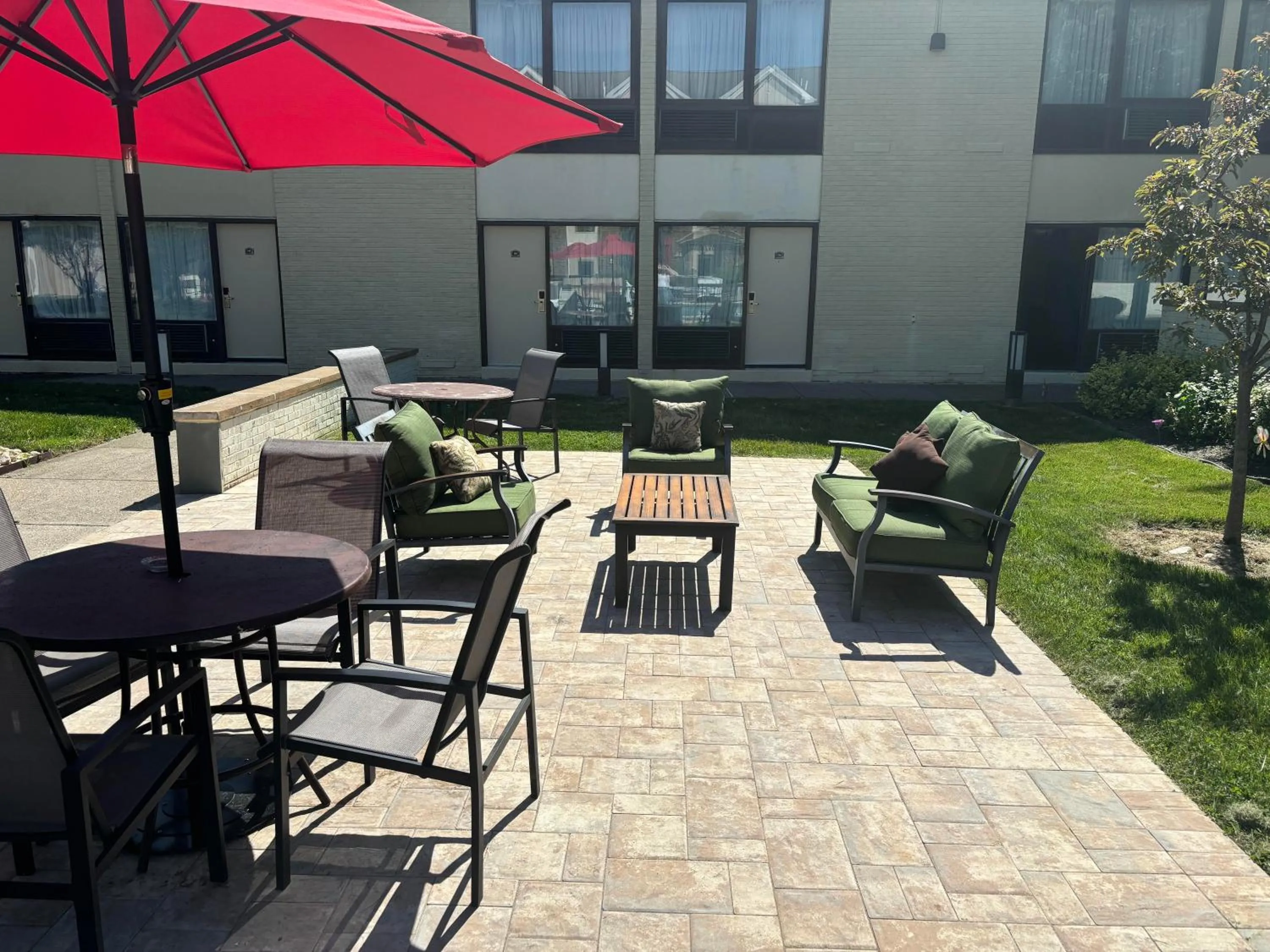 Patio in Ramada by Wyndham Newark/Wilmington