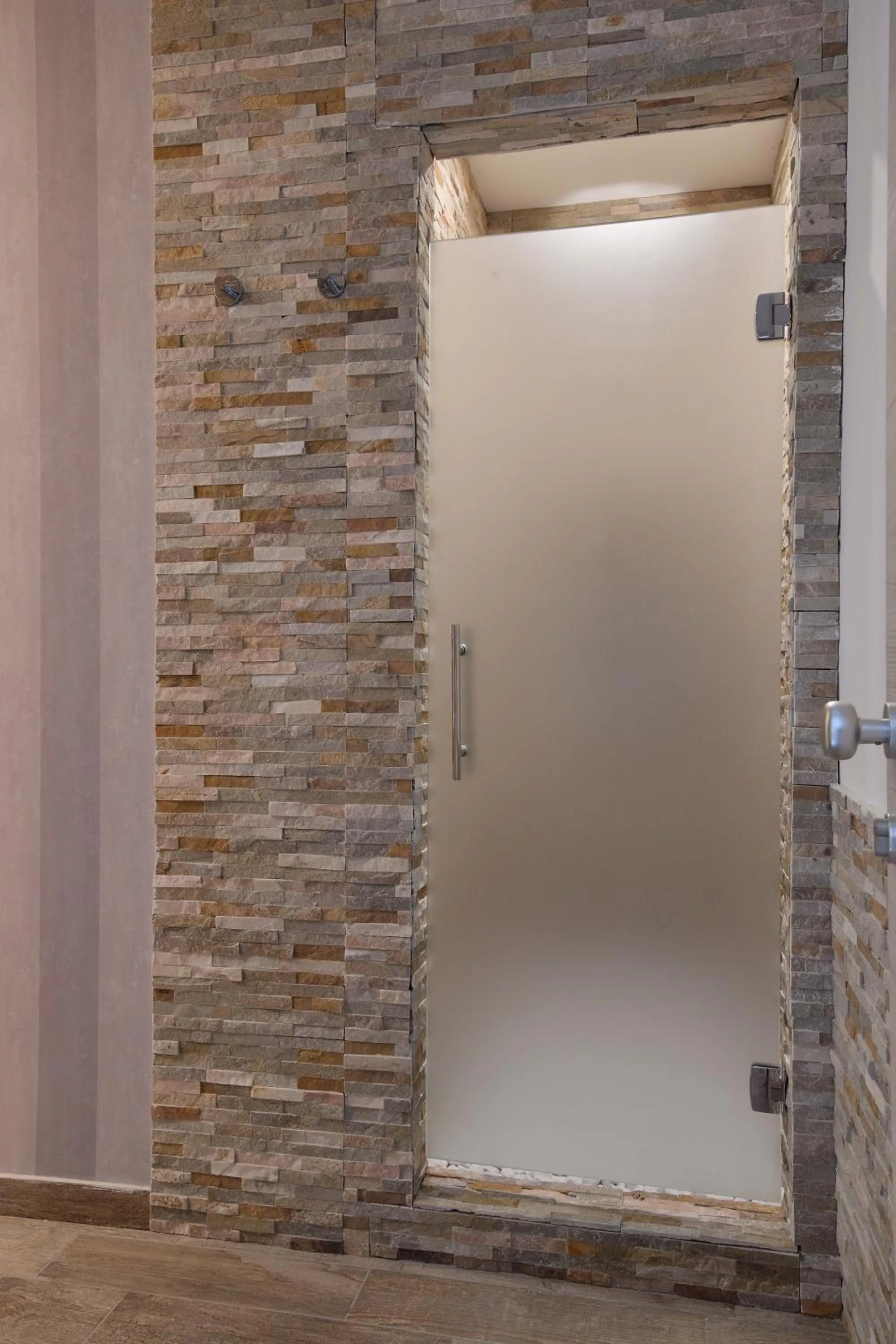 Shower in Veneto Suite Rome