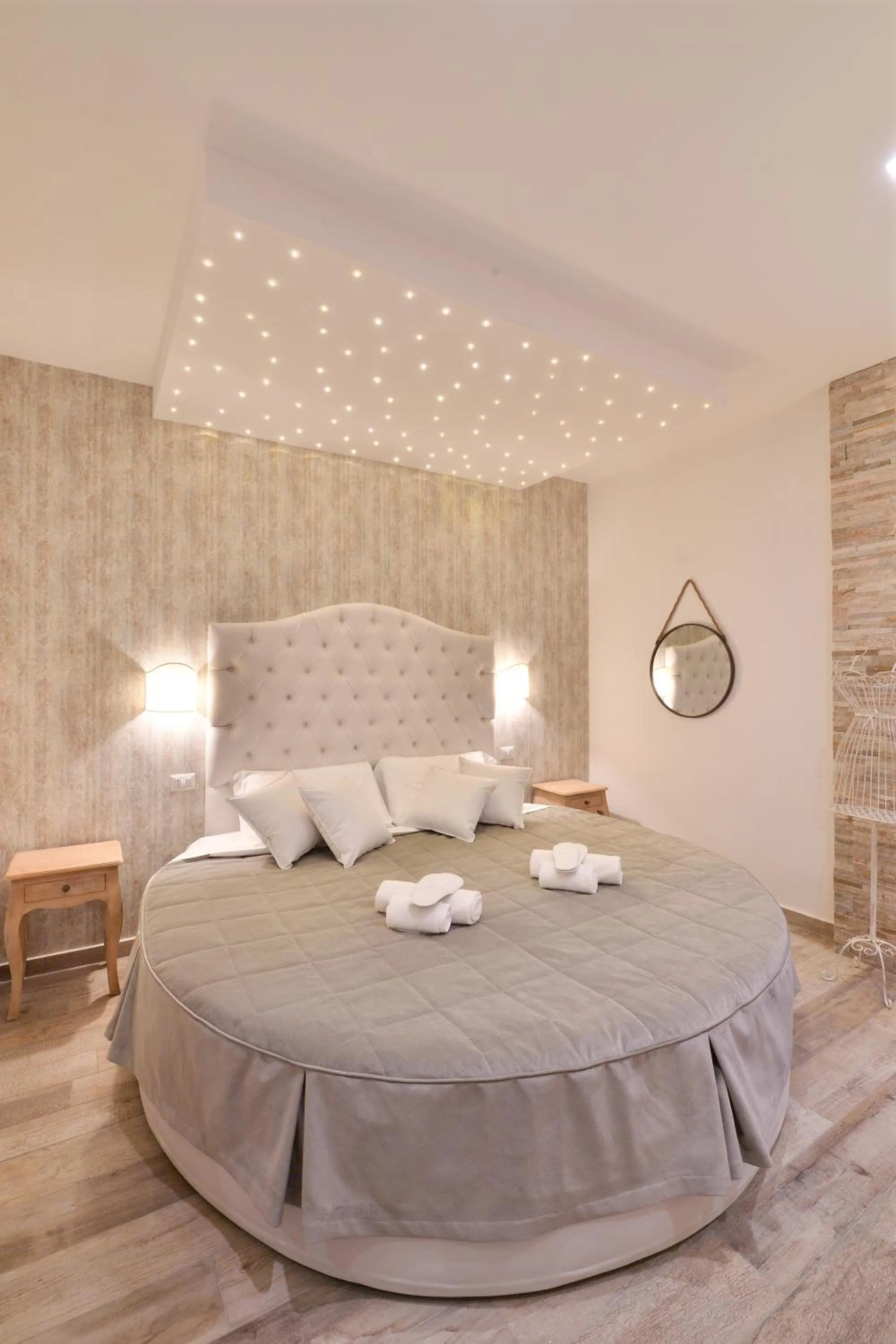 Bedroom, Bed in Veneto Suite Rome