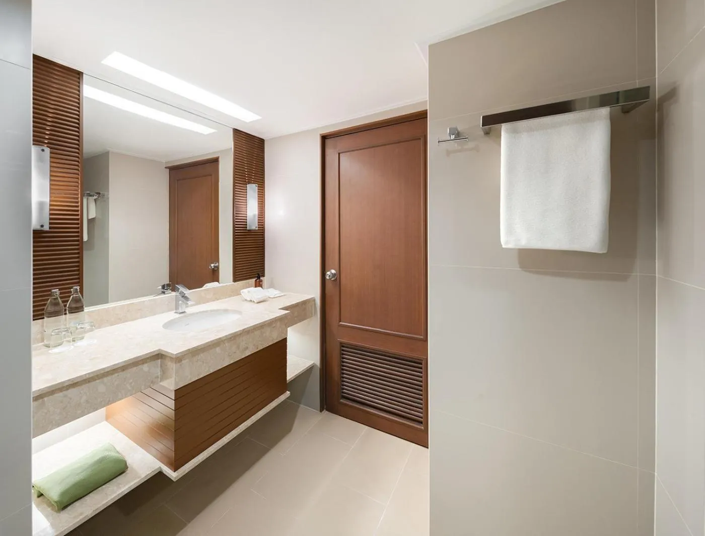 Bathroom in Dusit Princess Srinakarin Bangkok