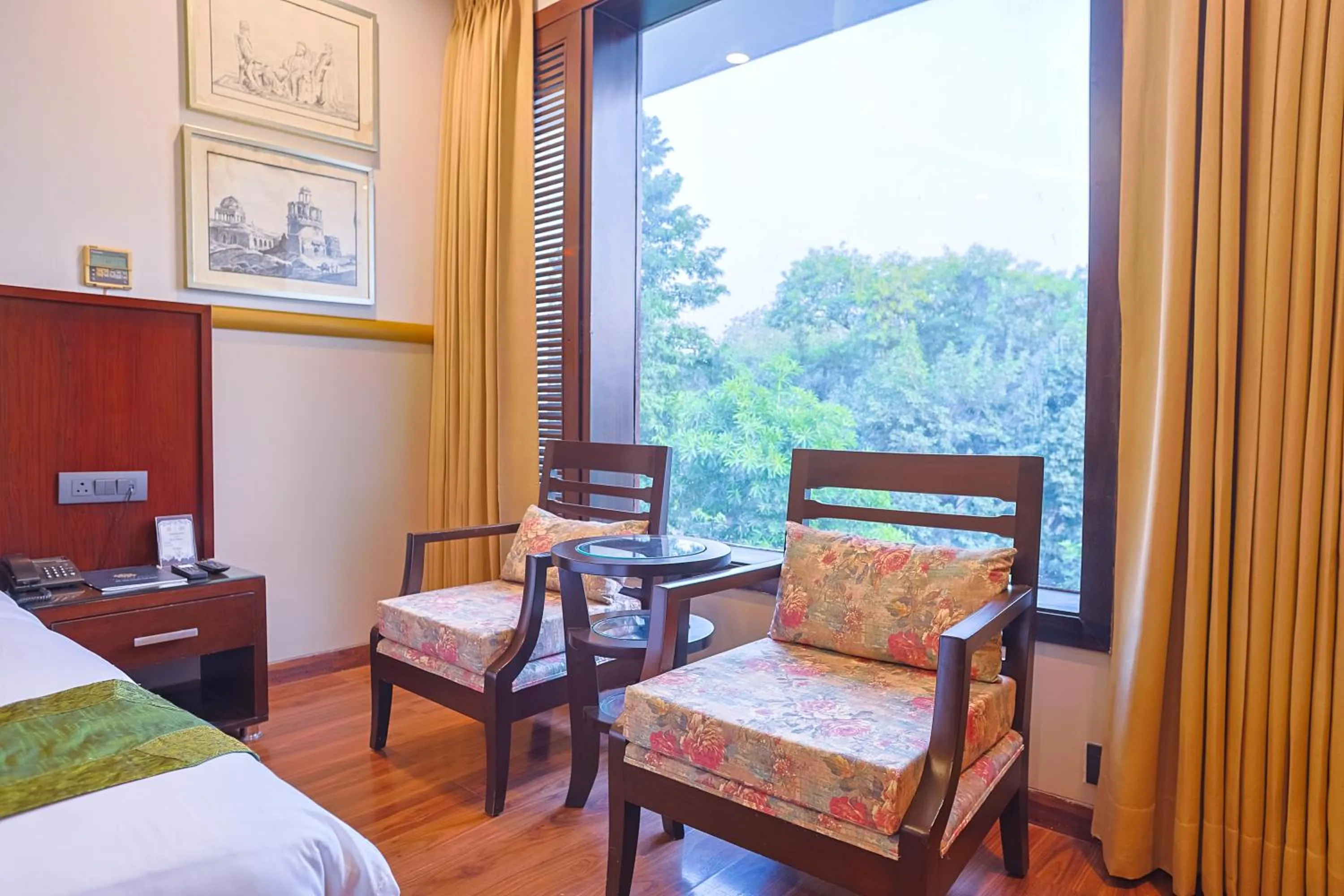 Property building, Bed in Amber Inn by Orion Hotels