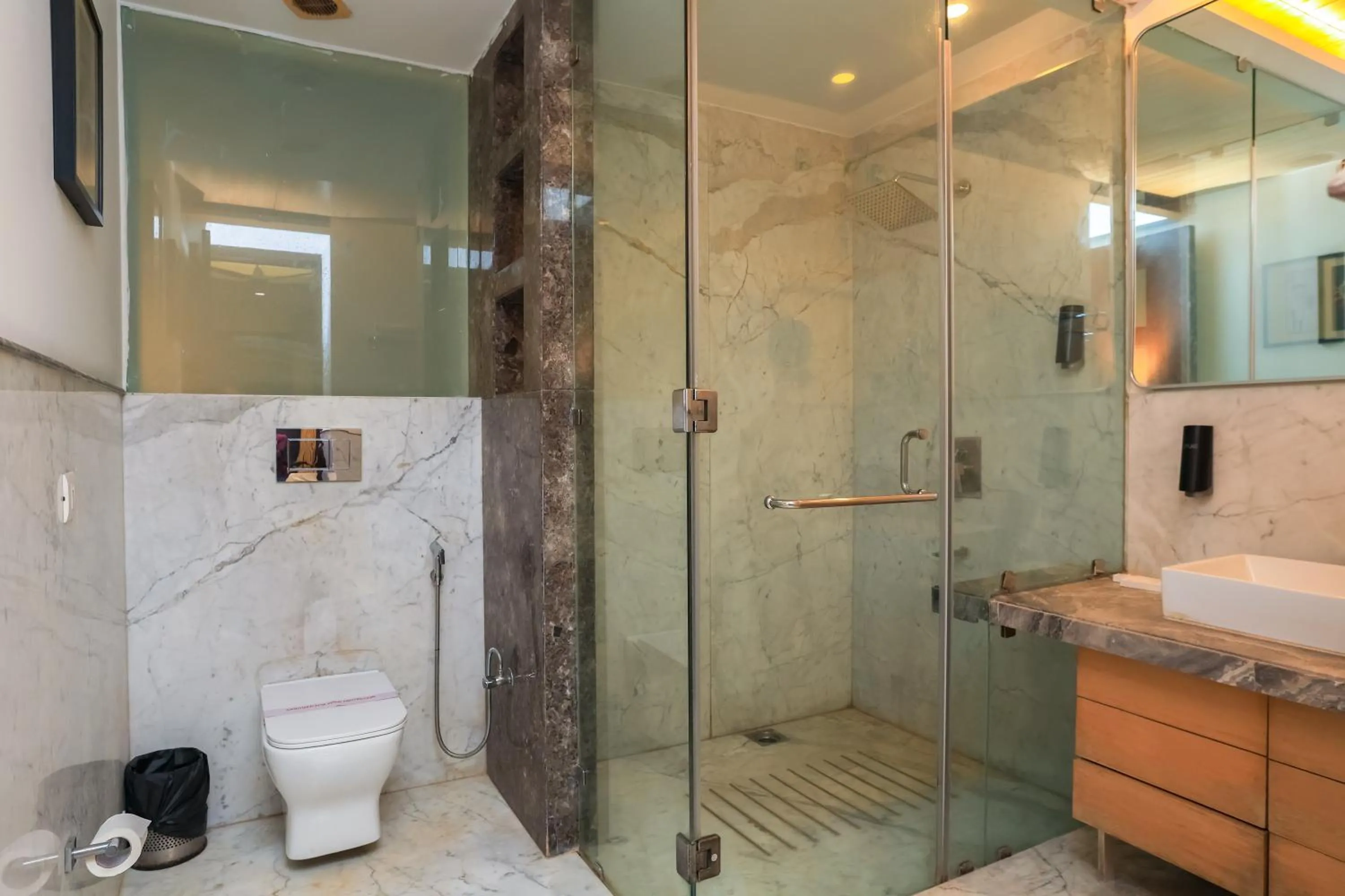 Bathroom in Amber Inn by Orion Hotels