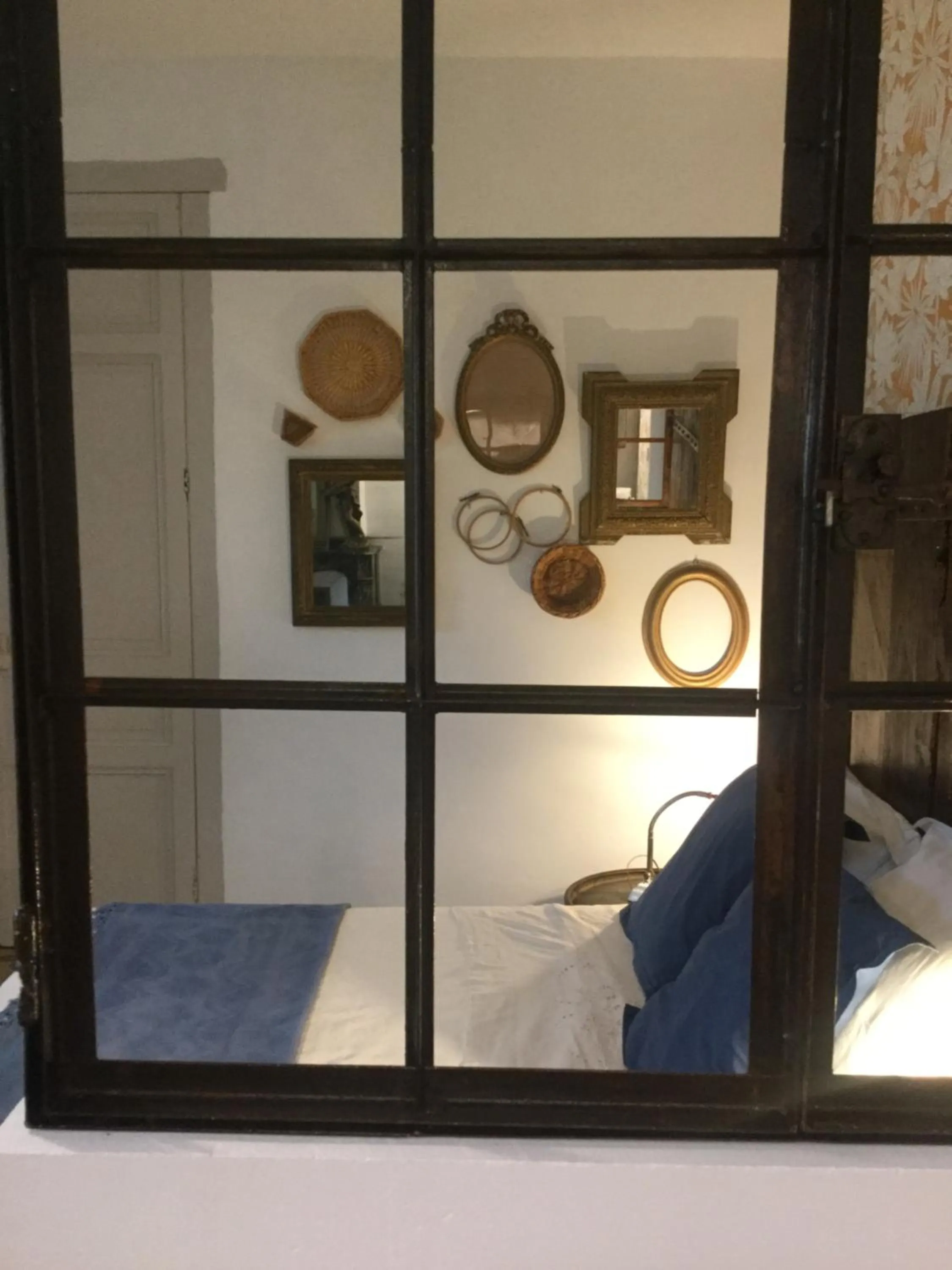 Bed in Chez Les Brocs B&B