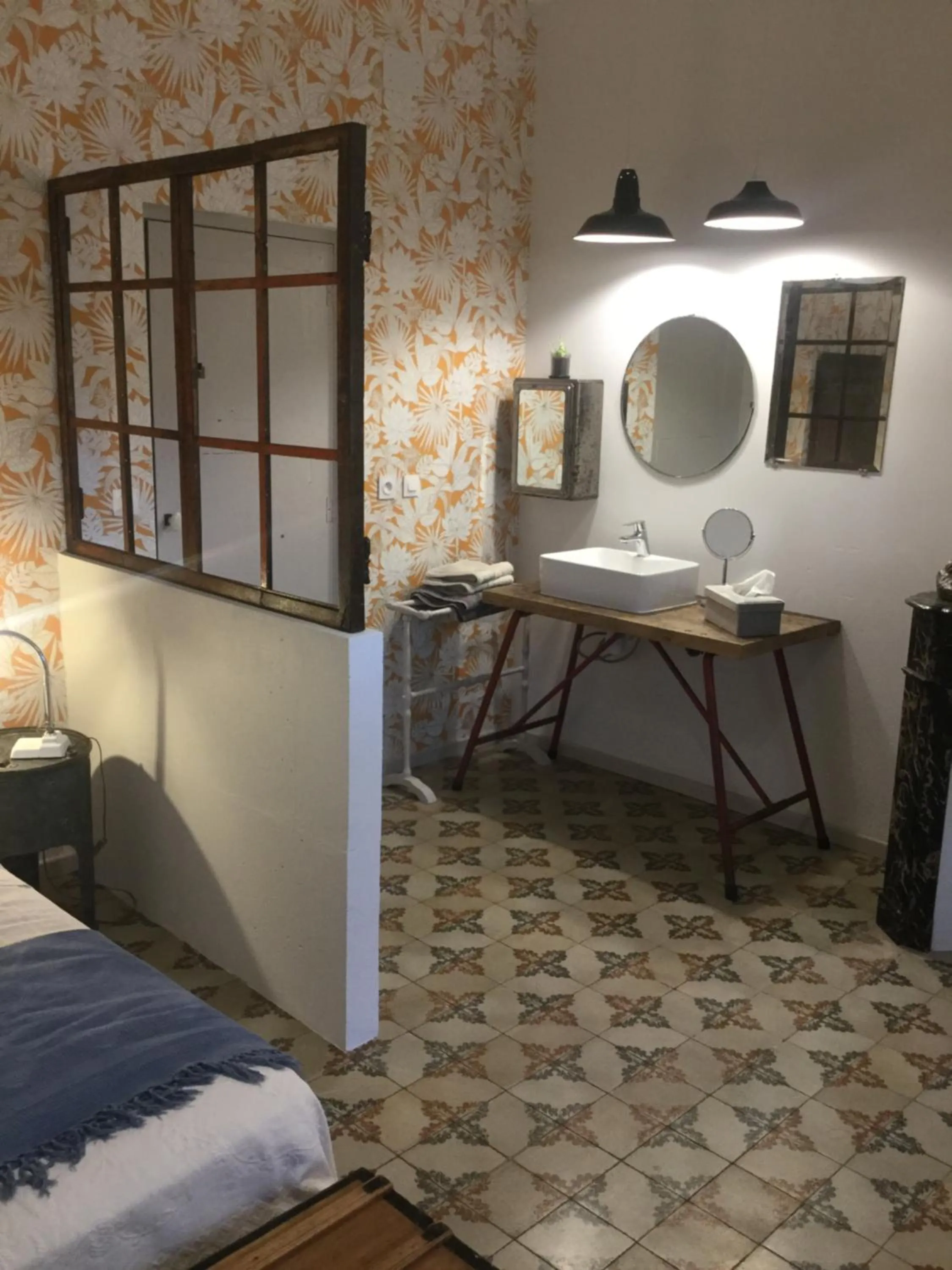 Bed in Chez Les Brocs B&B