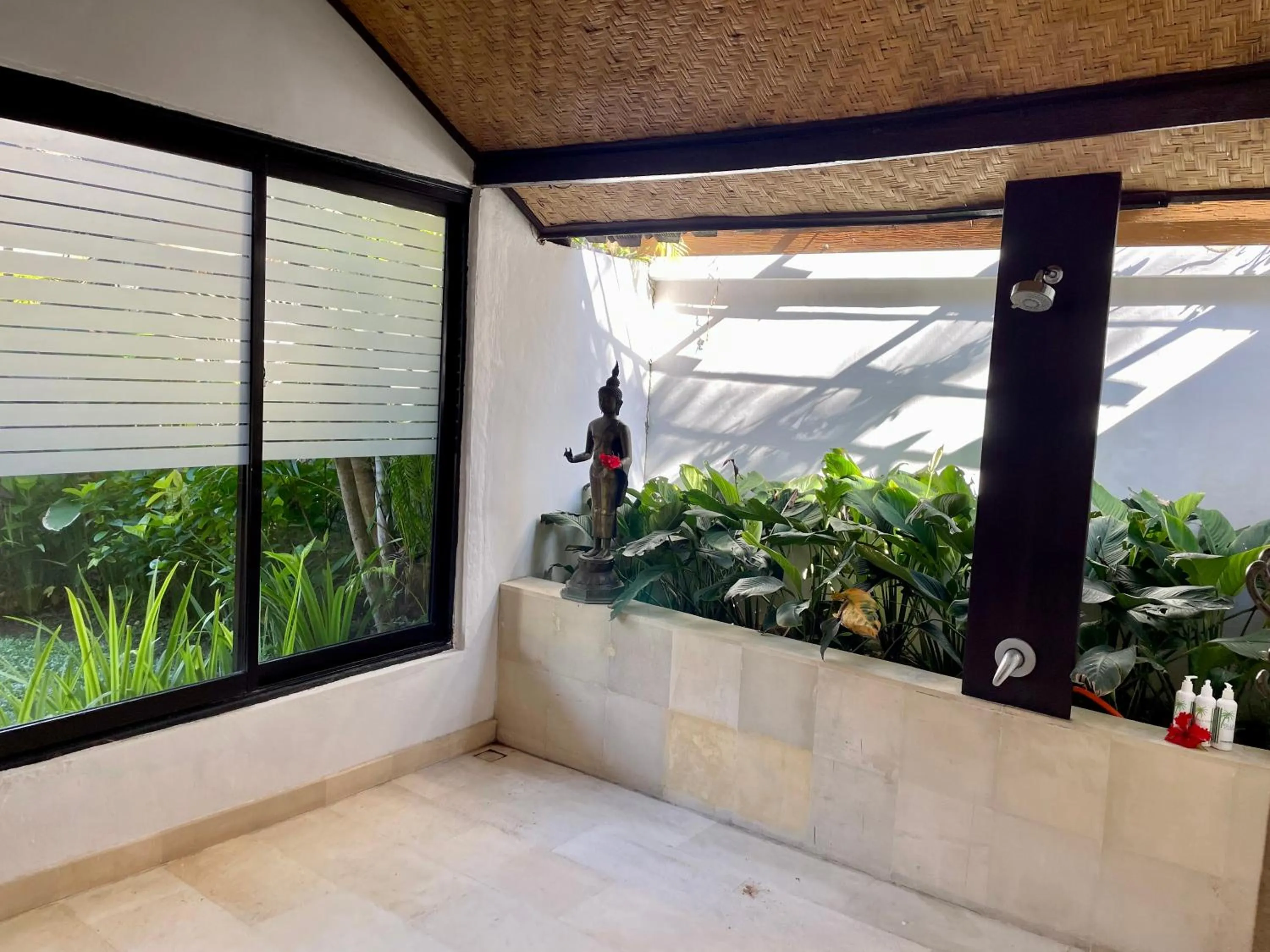 Bathroom in Villa Coco Bali