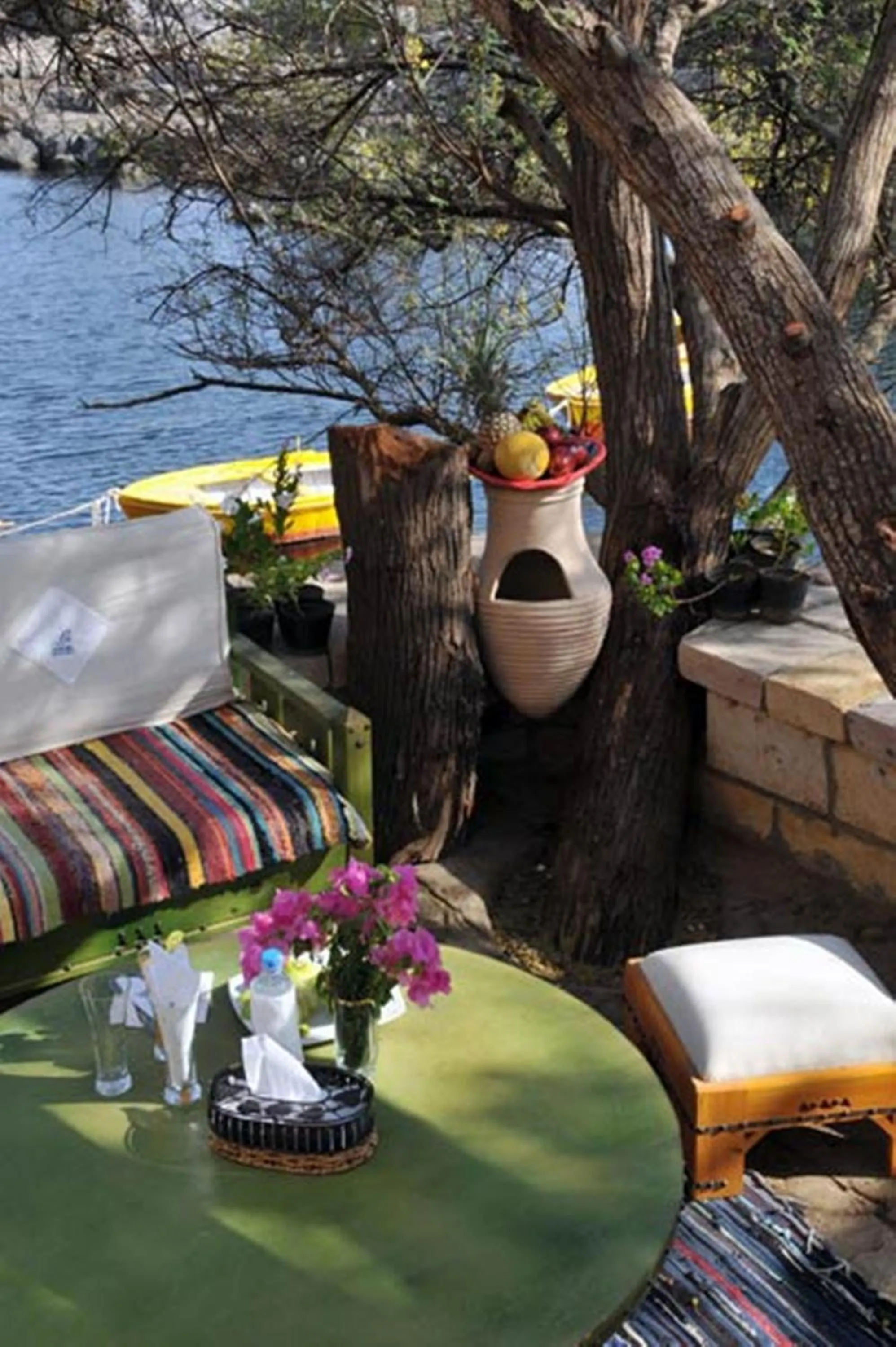 Restaurant/places to eat in Anakato Nubian Experience