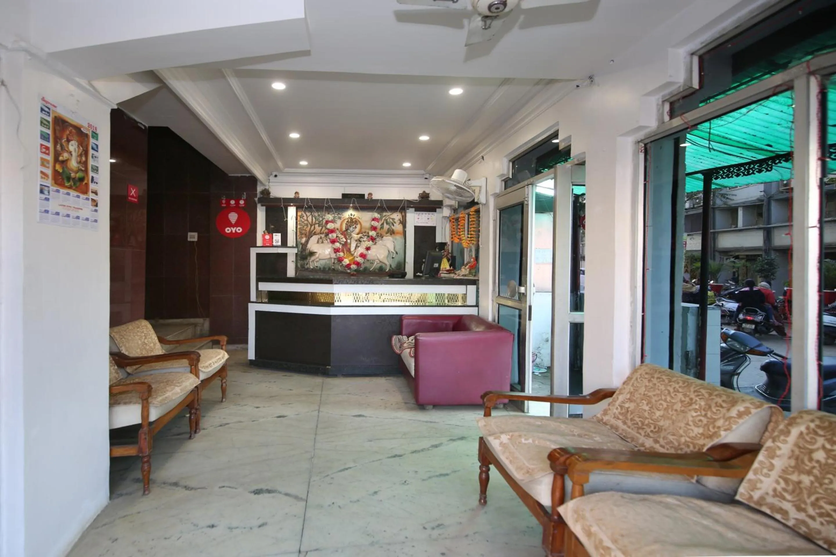 Lobby or reception in Hotel O Dwarika Inn
