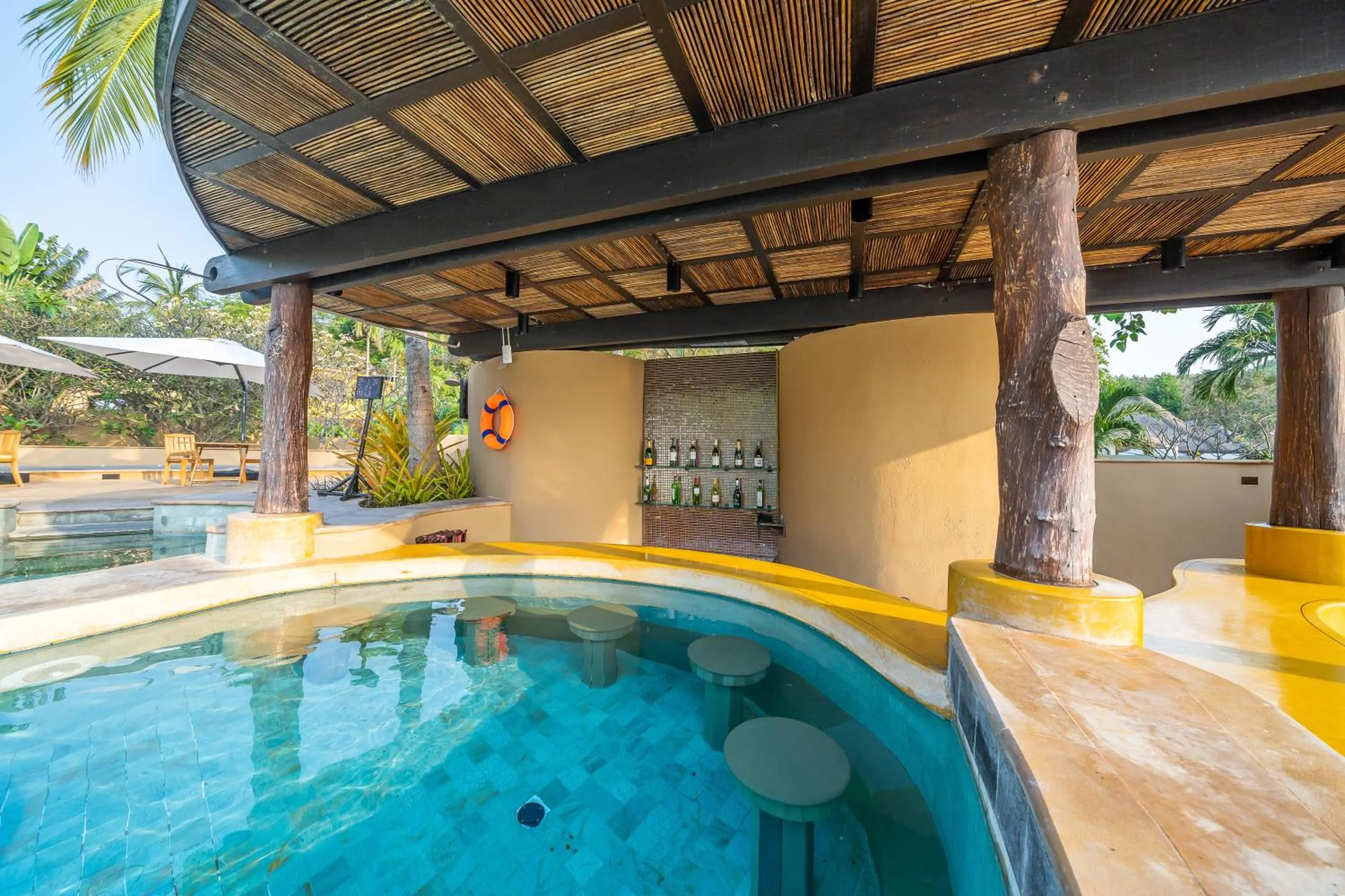 Swimming pool in Paradee