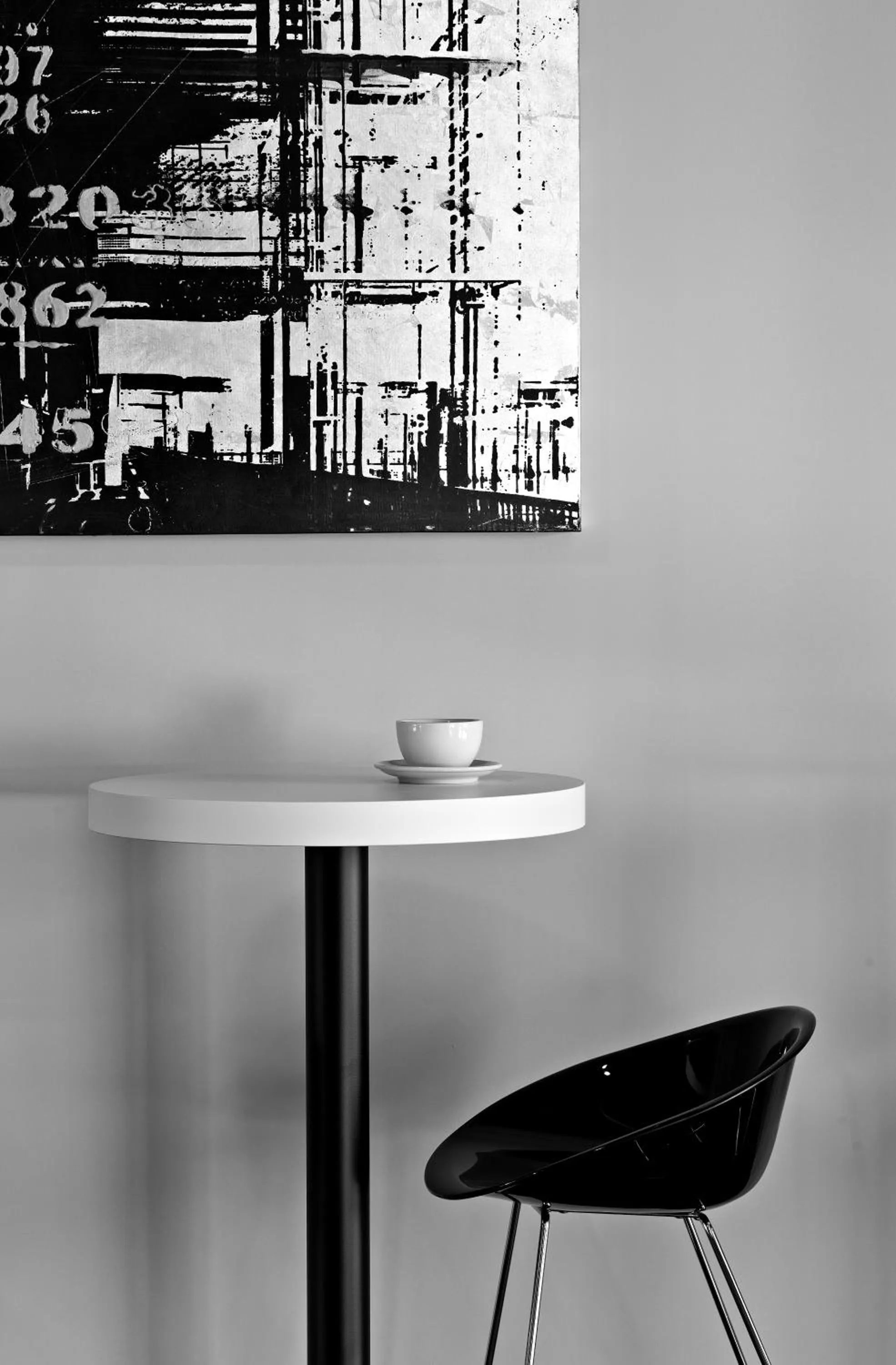 Restaurant/places to eat in Le Ya'Tis