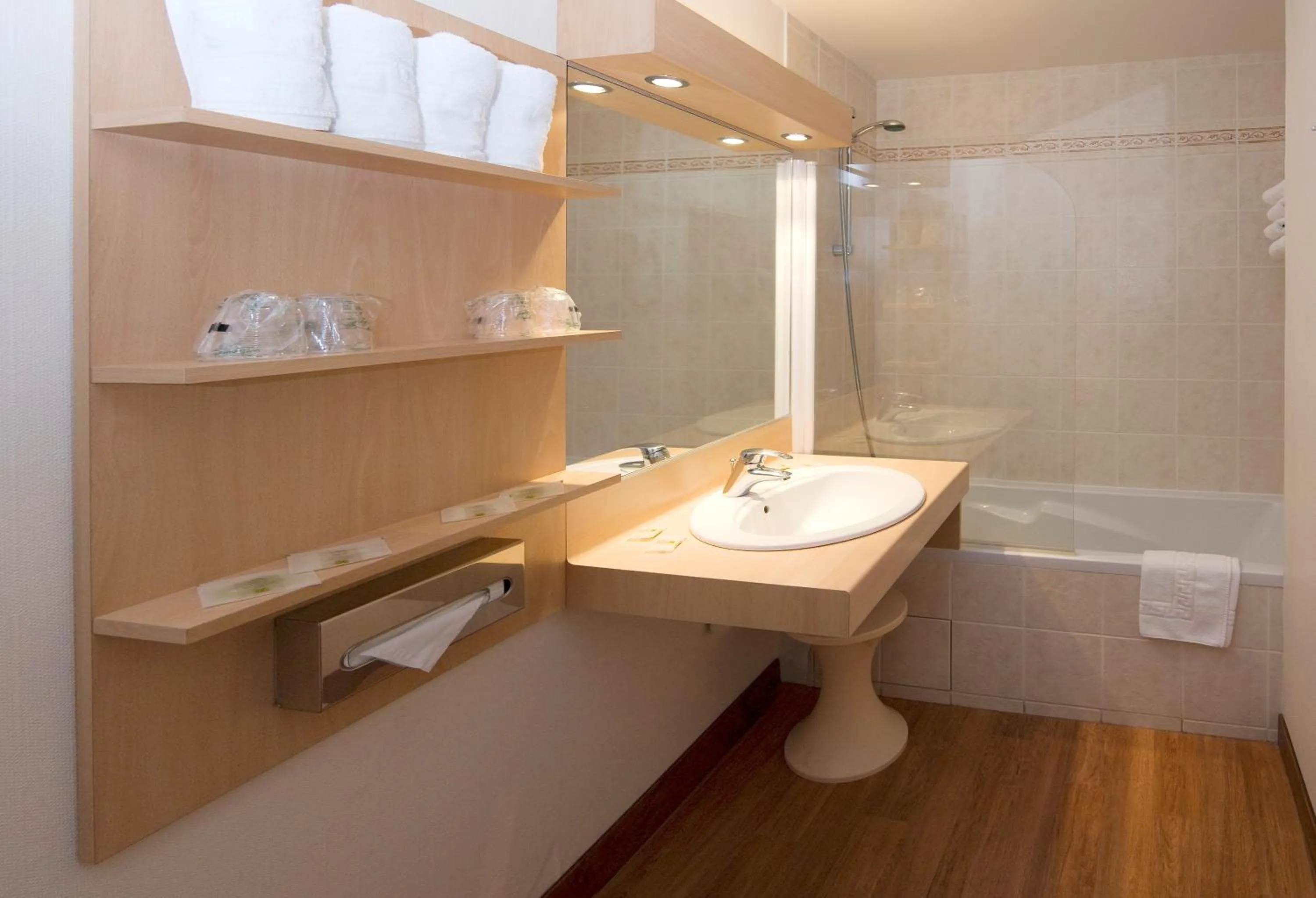 Bathroom in Hôtel Vert