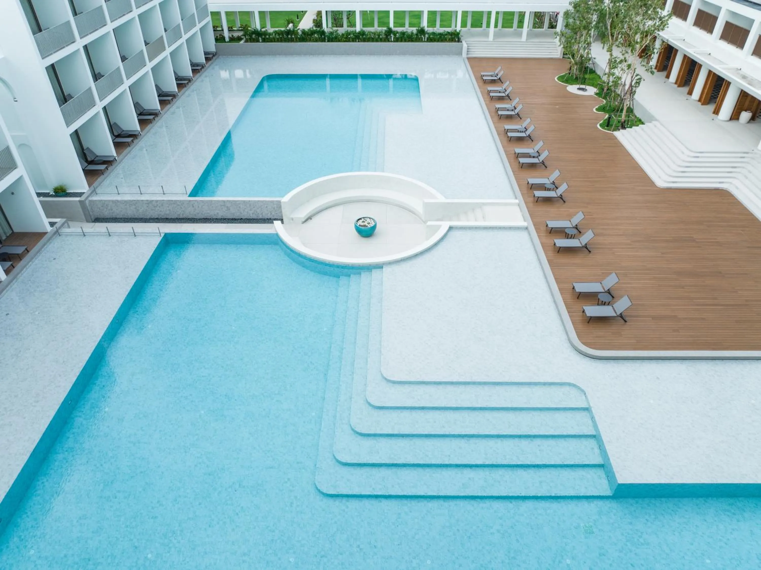 Pool view in Patong Beach Hotel by See2Sea