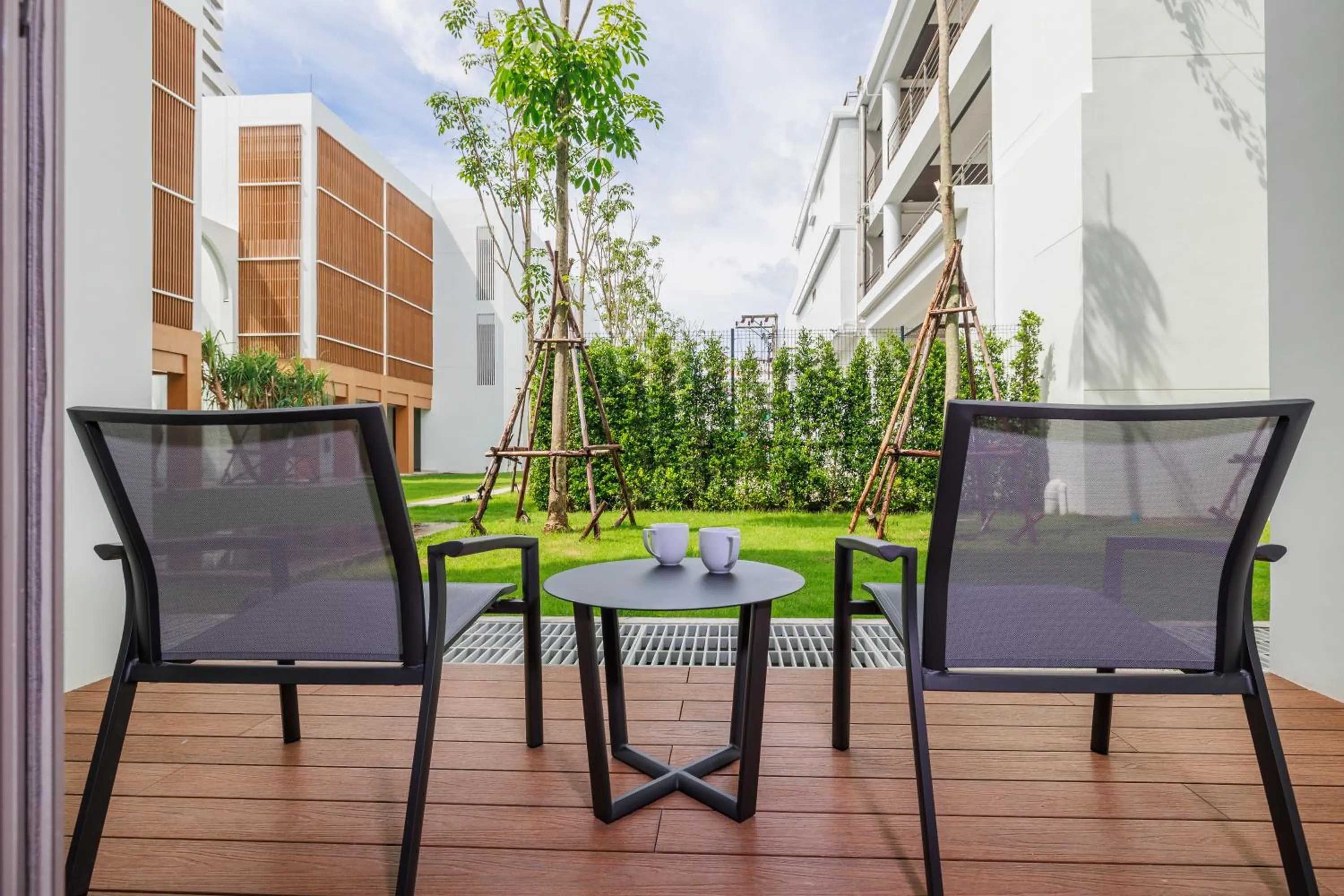 Balcony/Terrace in Patong Beach Hotel by See2Sea