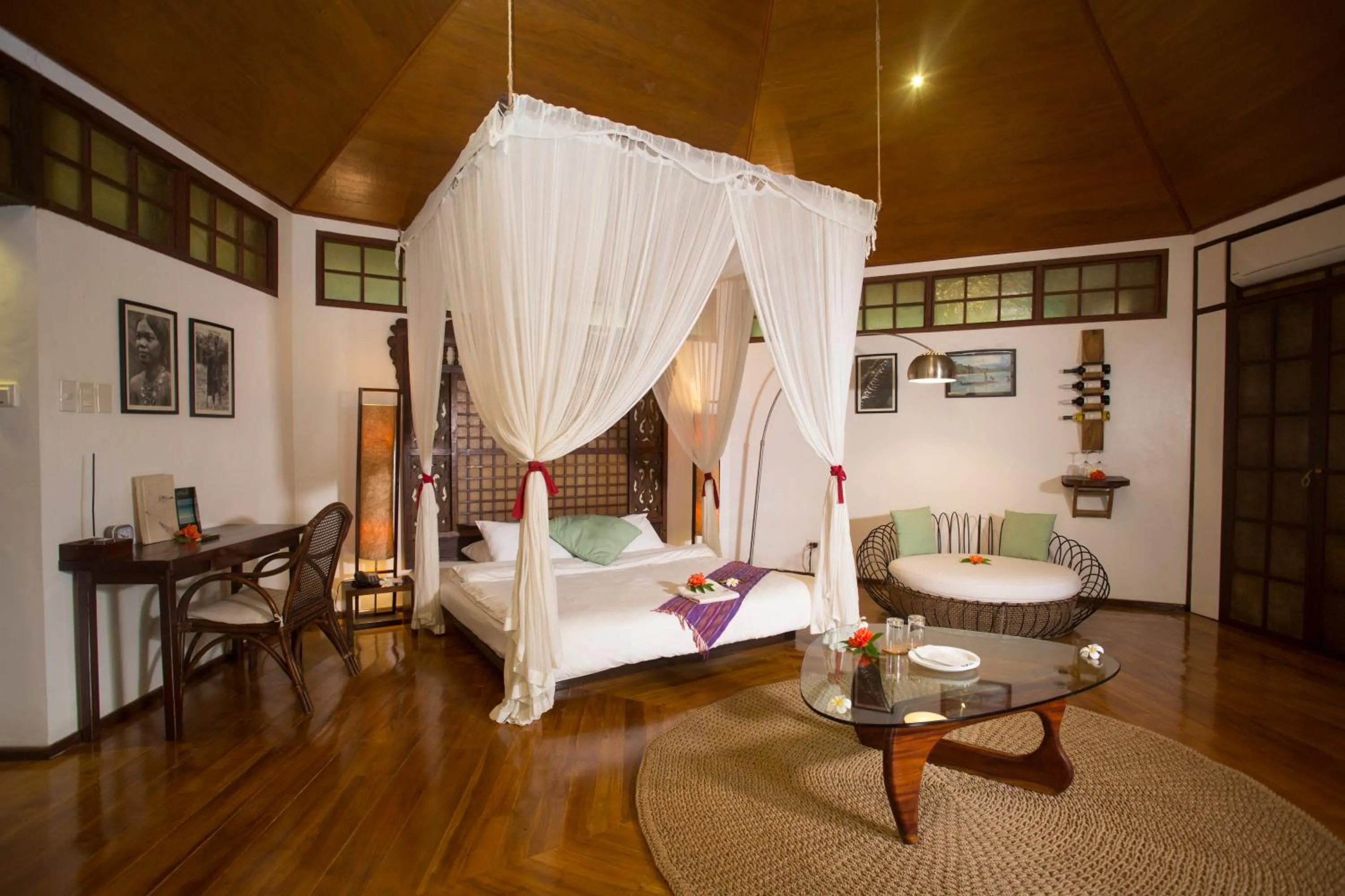 Property building, Bed in Mandala Spa & Resort Villas
