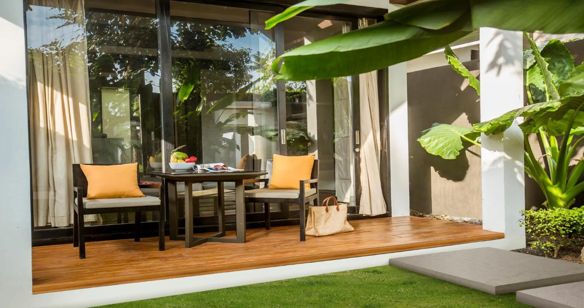 Deluxe Garden Villa with Daily 1-Hour Spa in Tolani Resort Koh Samui