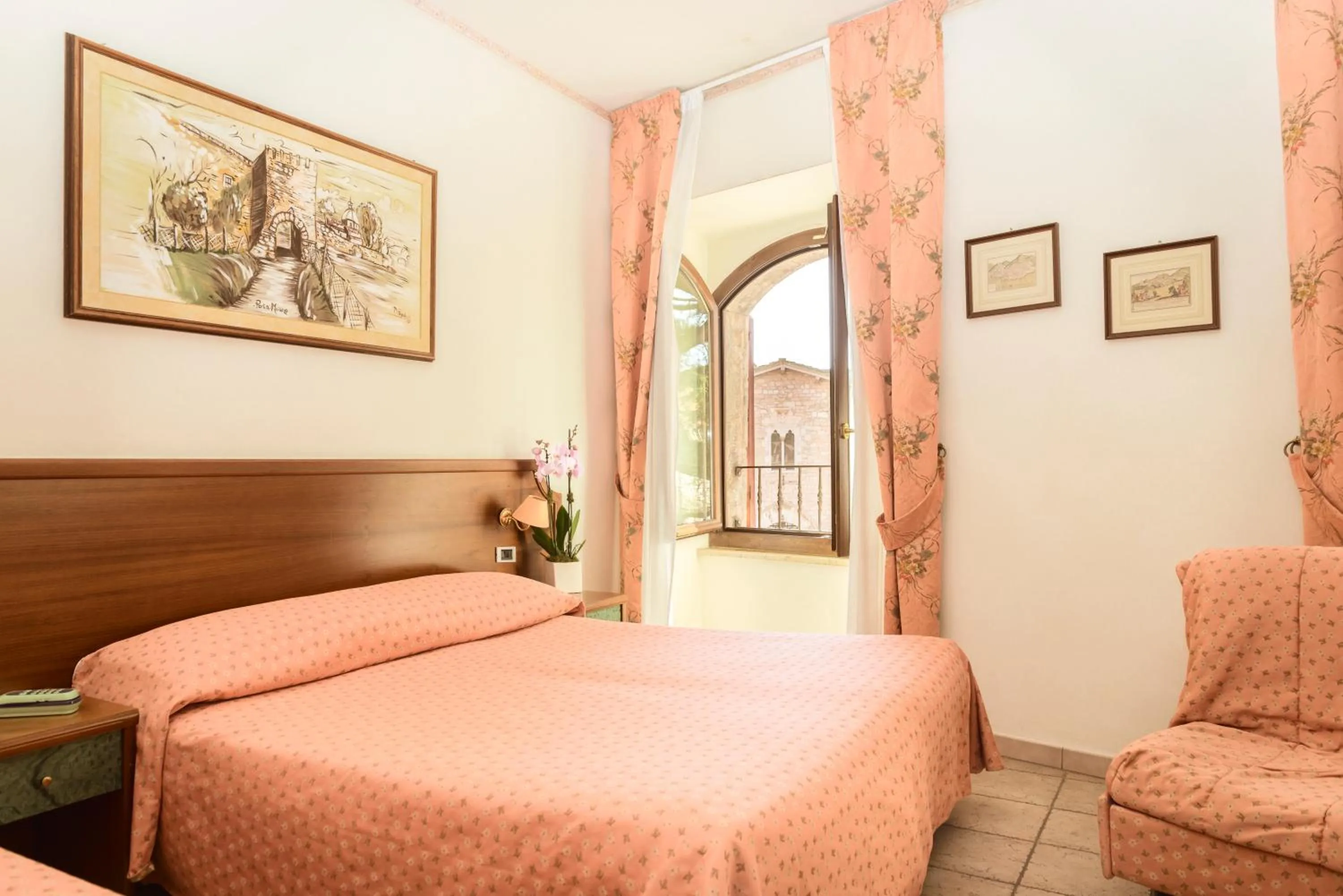 Photo of the whole room, Bed in Hotel San Pietro