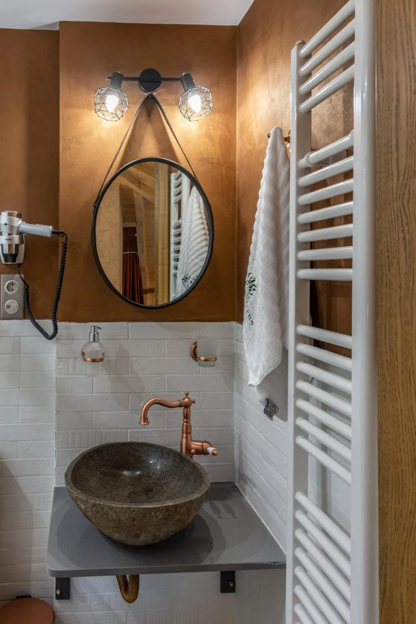 Bathroom in Villa Virginia Hotel