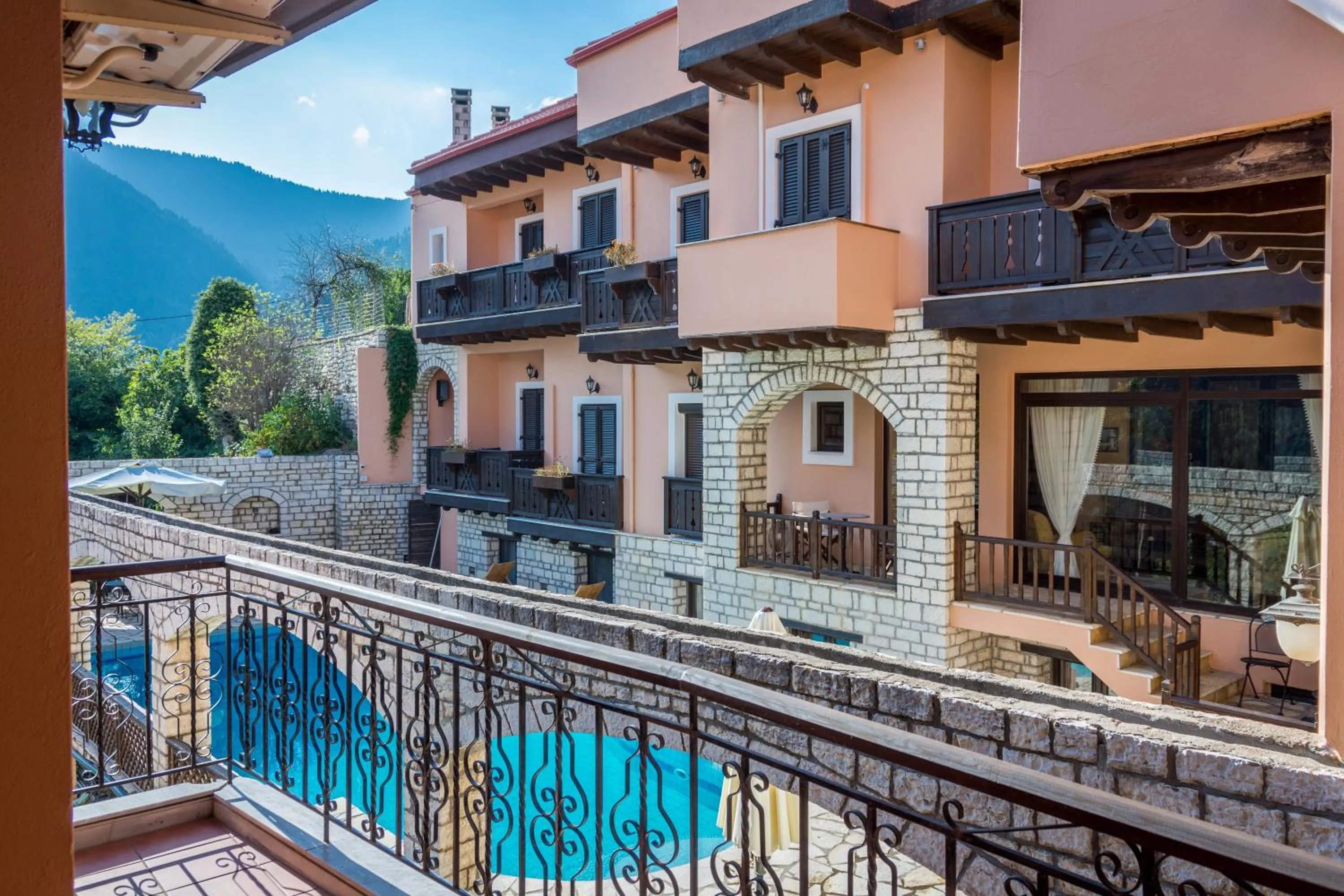 Pool view in Villa Virginia Hotel