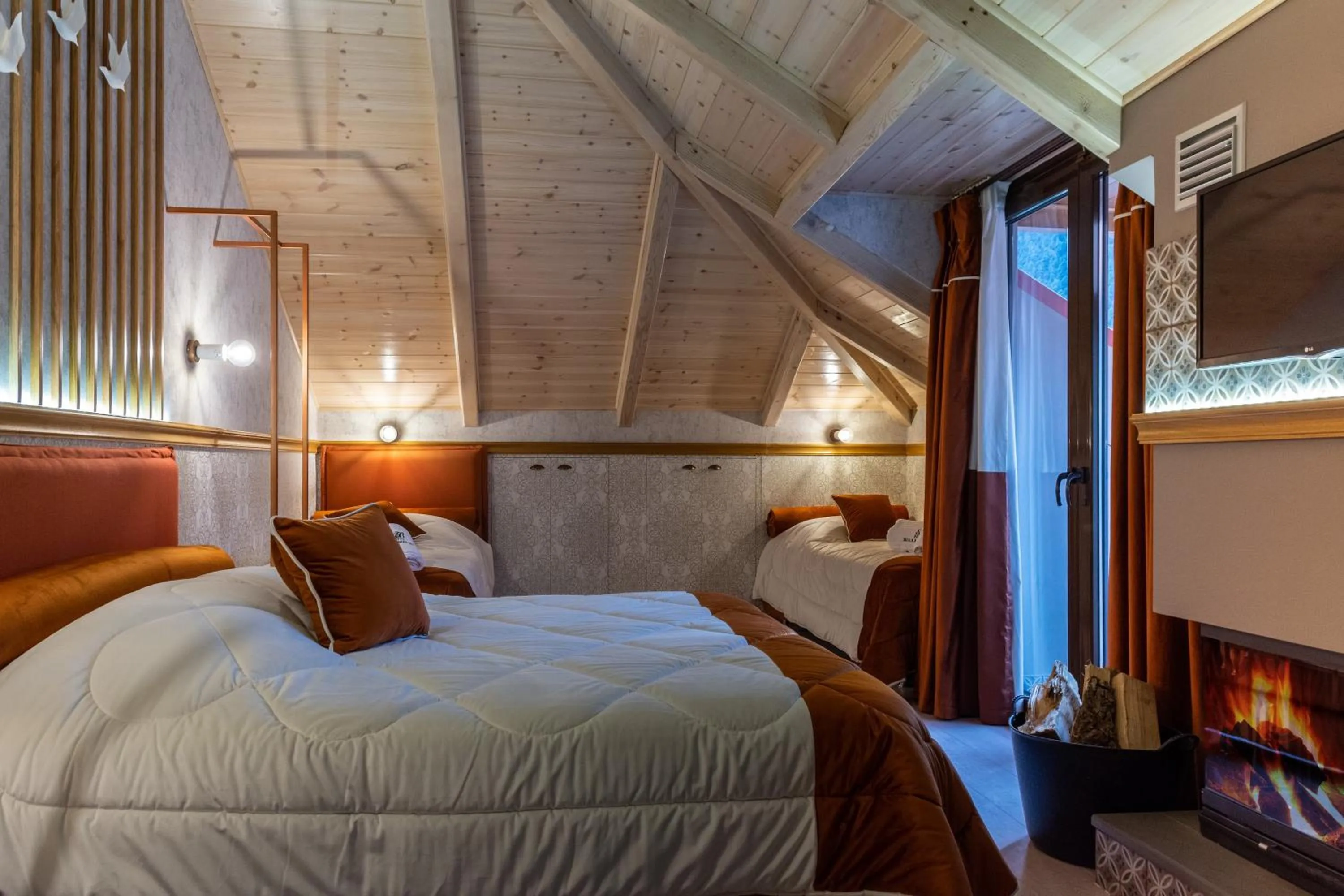 Bedroom, Bed in Villa Virginia Hotel