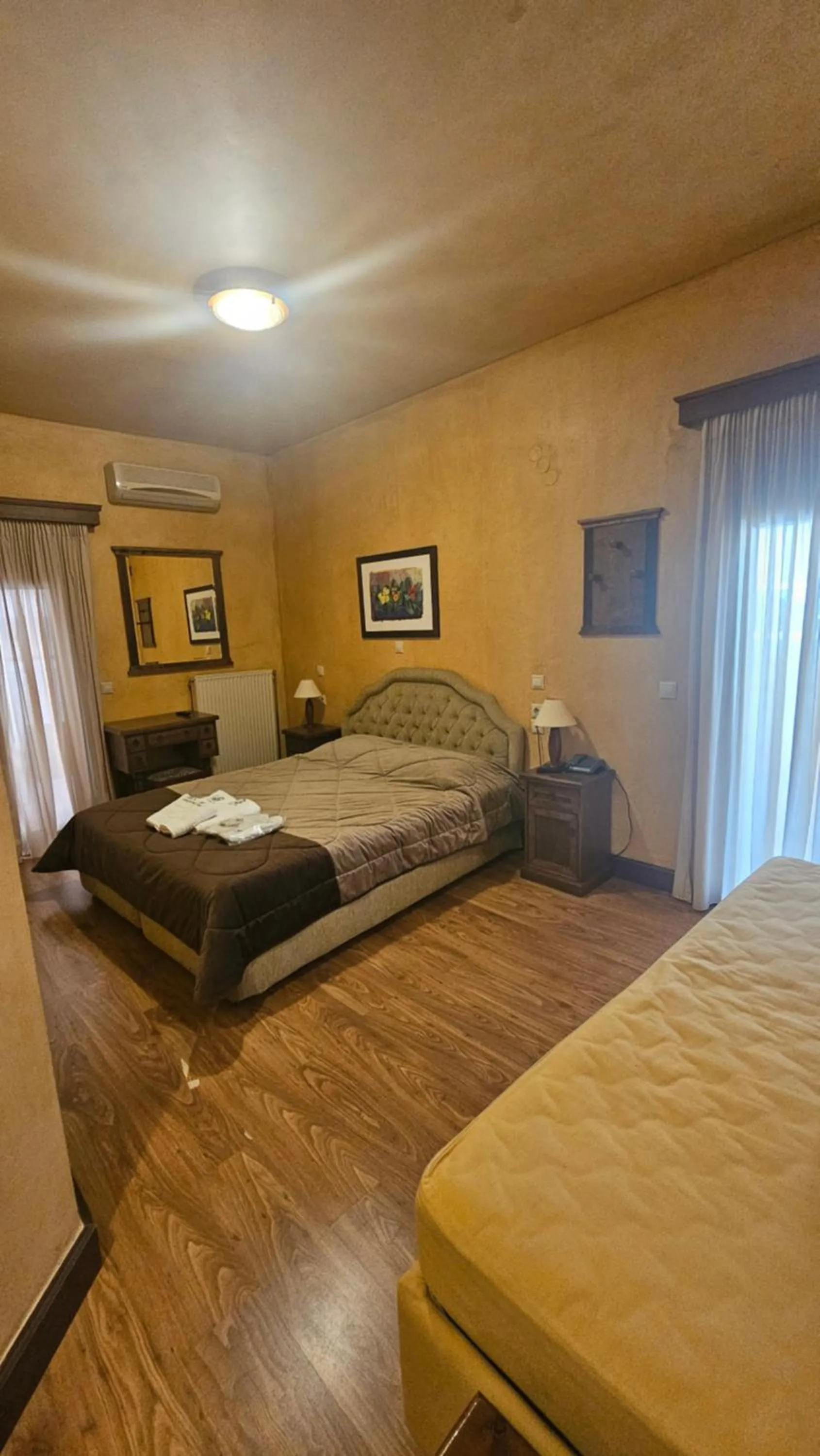 Bed in Villa Virginia Hotel