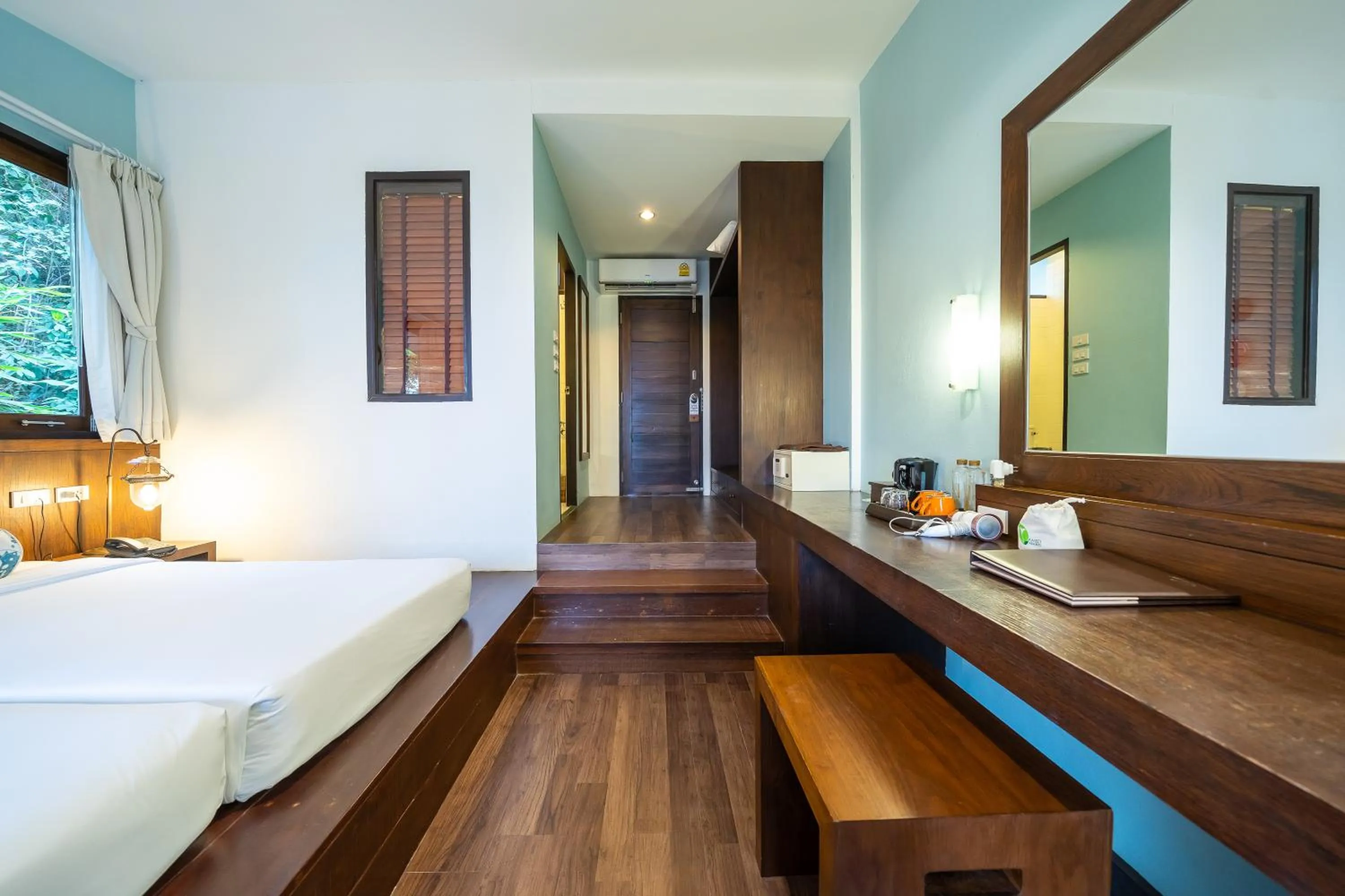 Photo of the whole room, Bed in Aqua Beads Samed