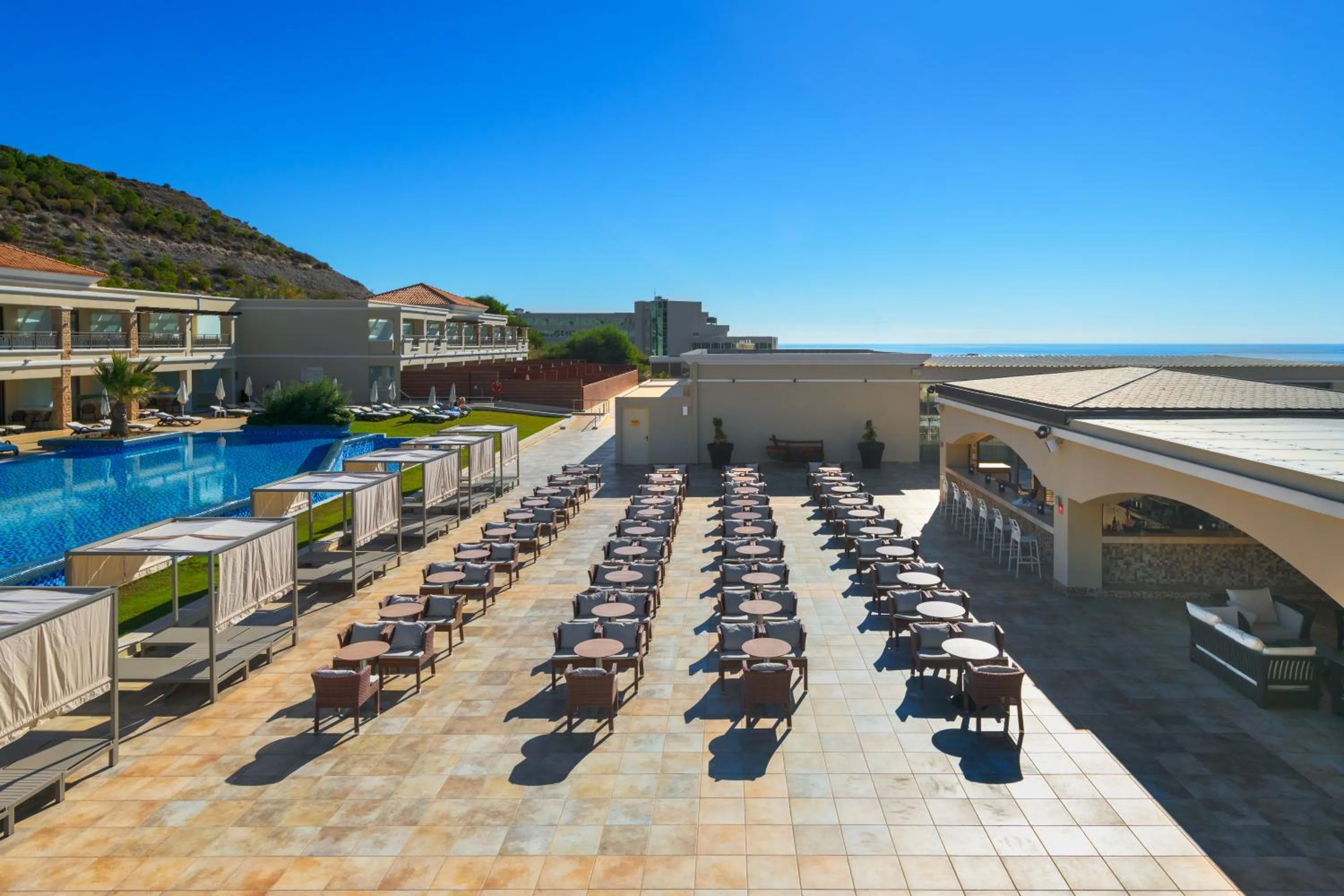 Lounge or bar in La Marquise Luxury Resort Complex