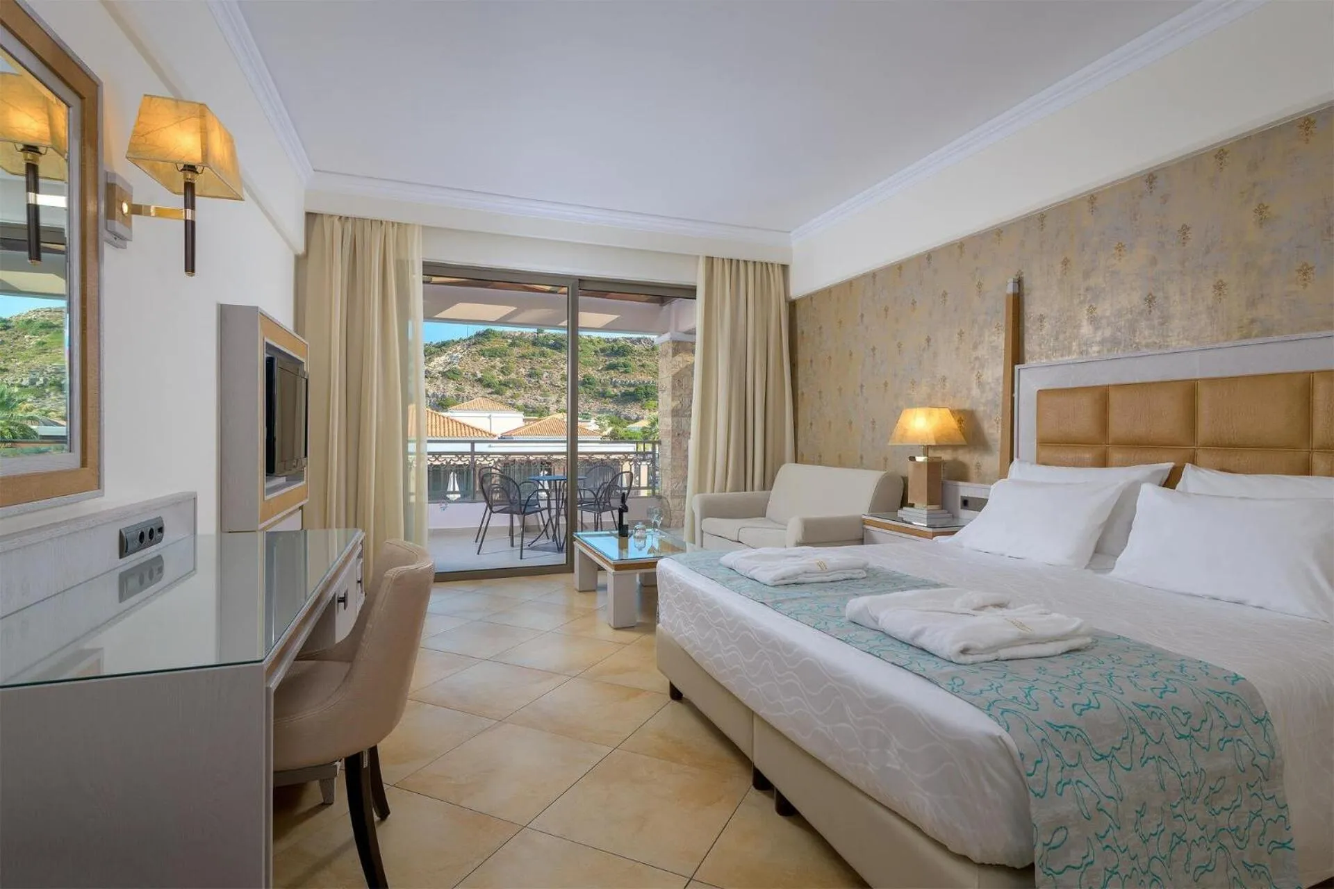 Bedroom, Bed in La Marquise Luxury Resort Complex