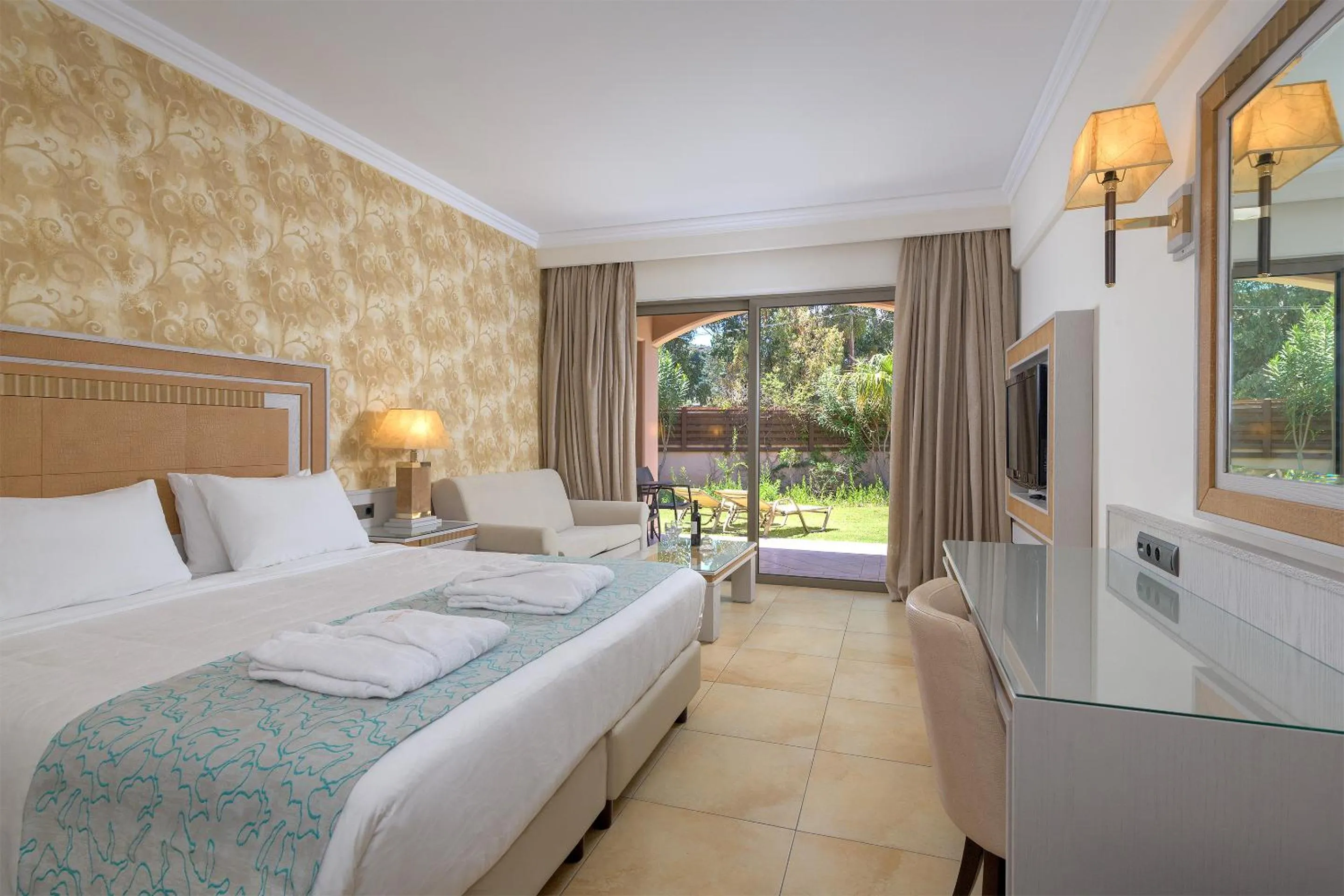 Bedroom, Bed in La Marquise Luxury Resort Complex