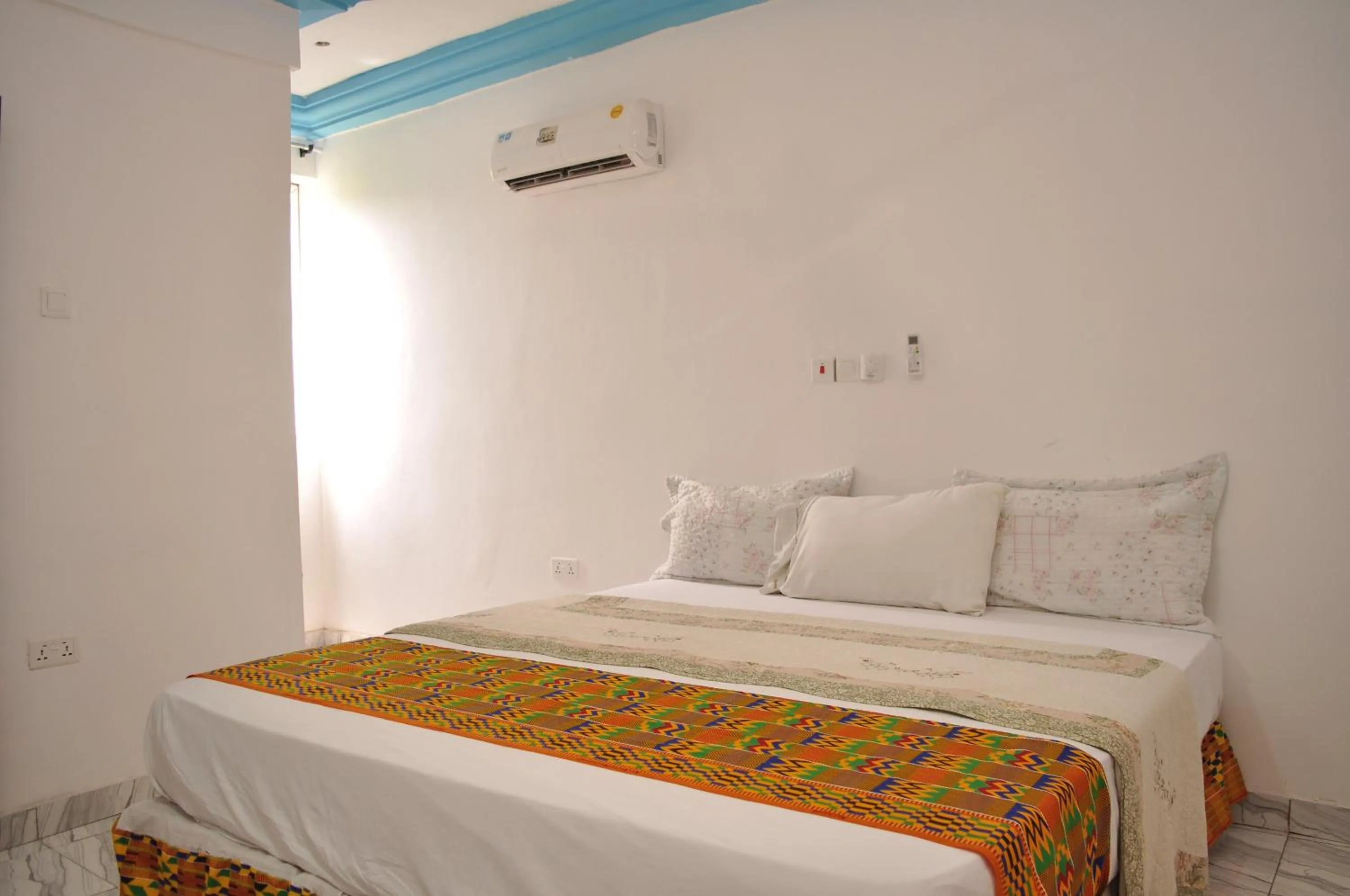 Bed in BB Tributary Hotel