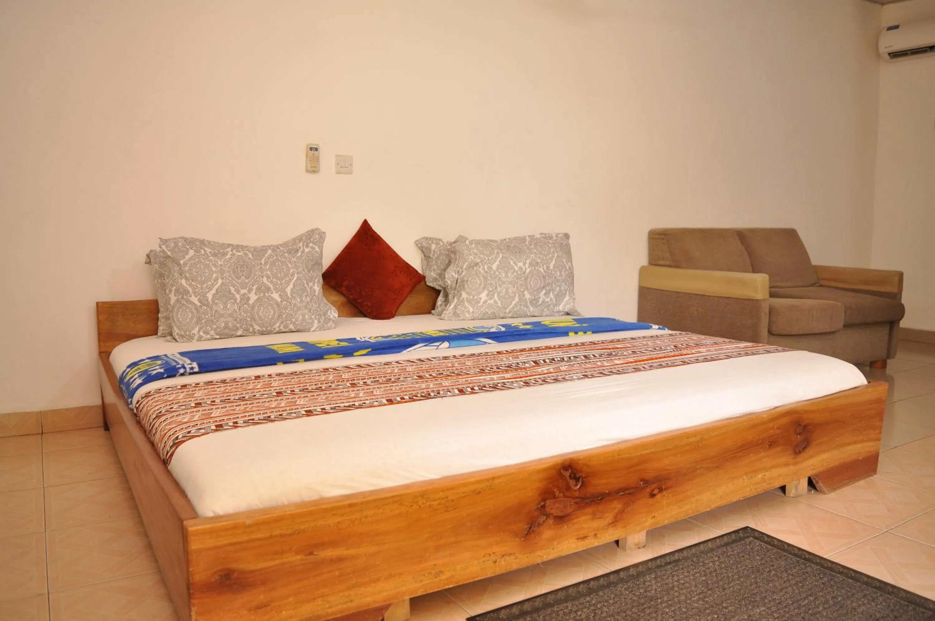 Bed in BB Tributary Hotel